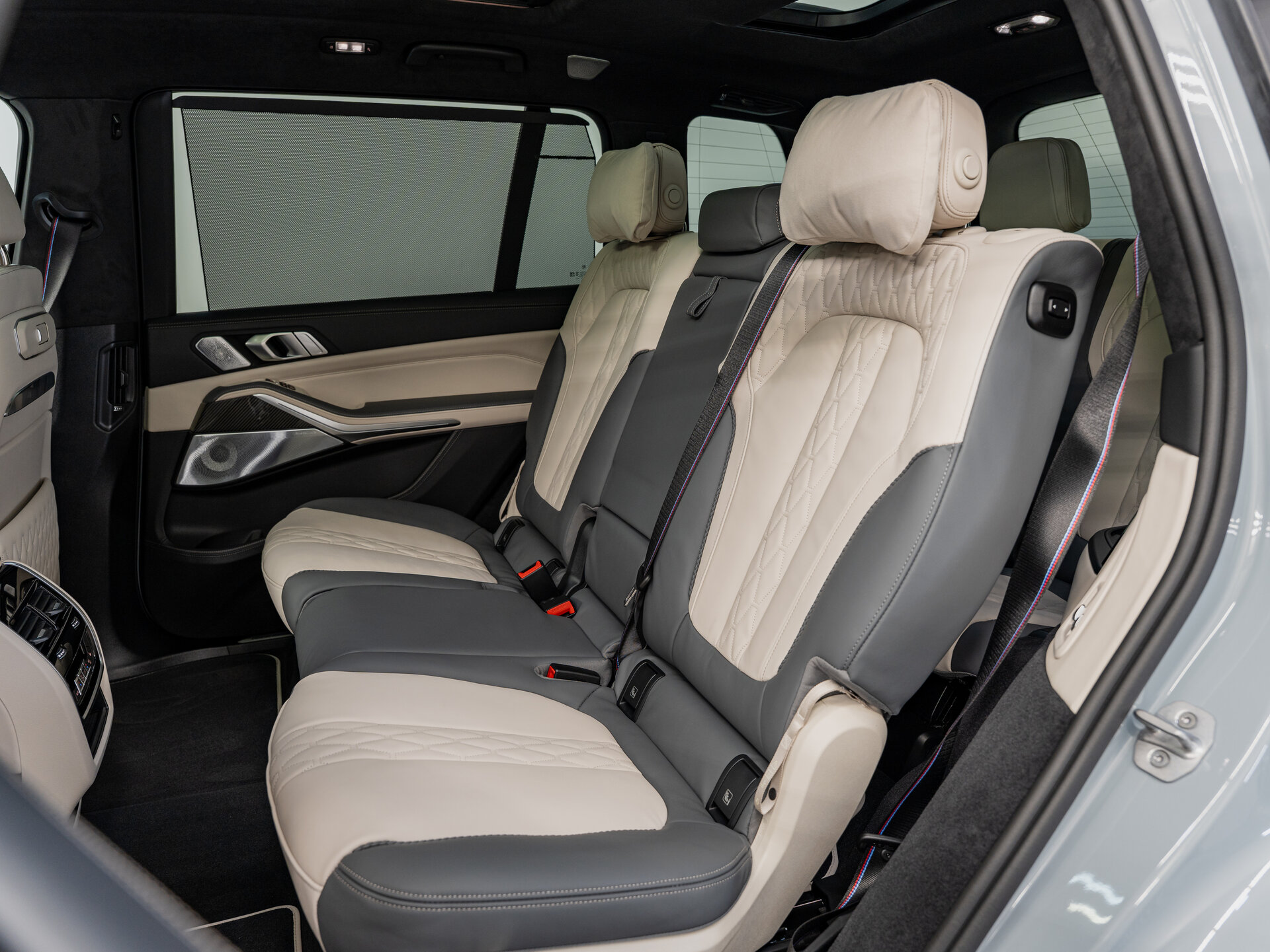 Автомобиль BMW X7 40d 3.0d AT (340 л.с.) 4WD - 18