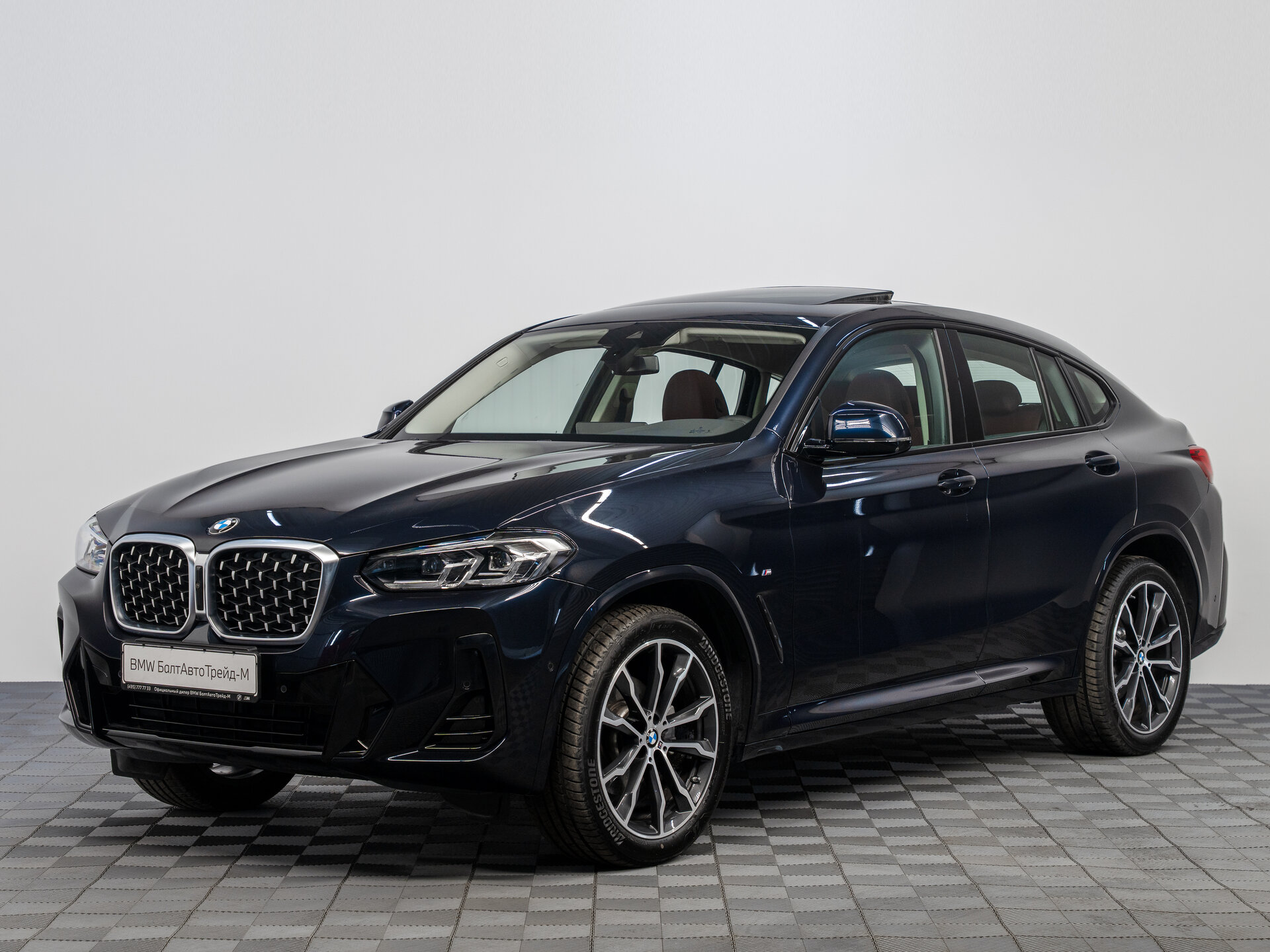 Автомобиль BMW X4 30i 2.0 AT (245 л.с.) 4WD - 1