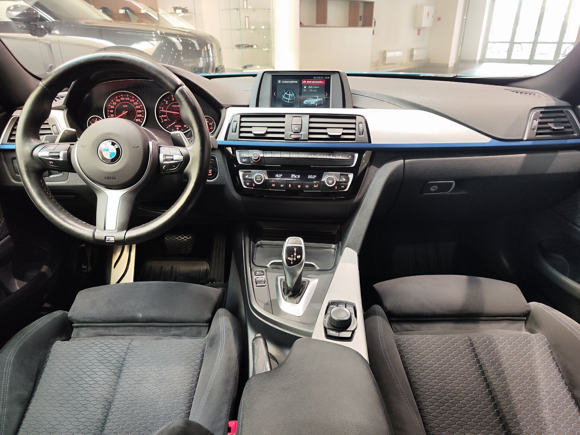 Автомобиль BMW 4 серии 420i xDrive 2.0 AT (184 л.с.) 4WD - 14