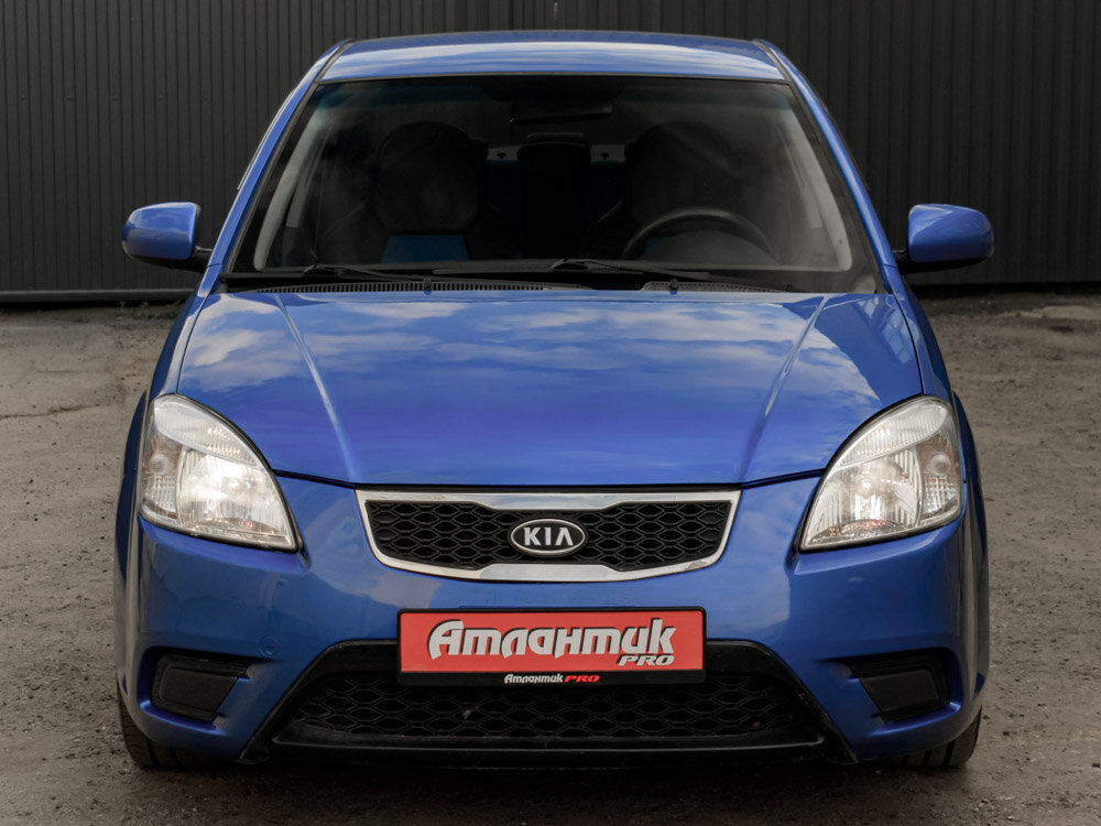 Купить Kia Rio 1.4 AT (97 л.с.), 2011 в Екатеренбурге