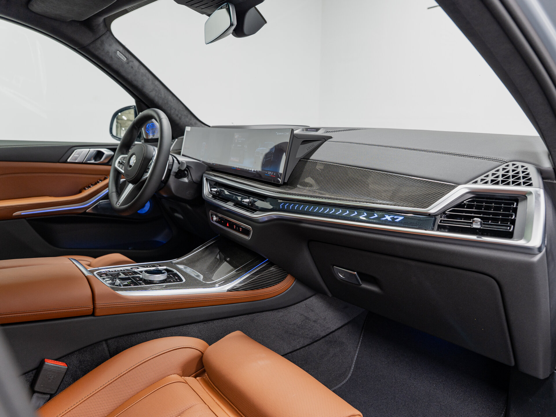 Автомобиль BMW X7 40d 3.0d AT (340 л.с.) 4WD - 15
