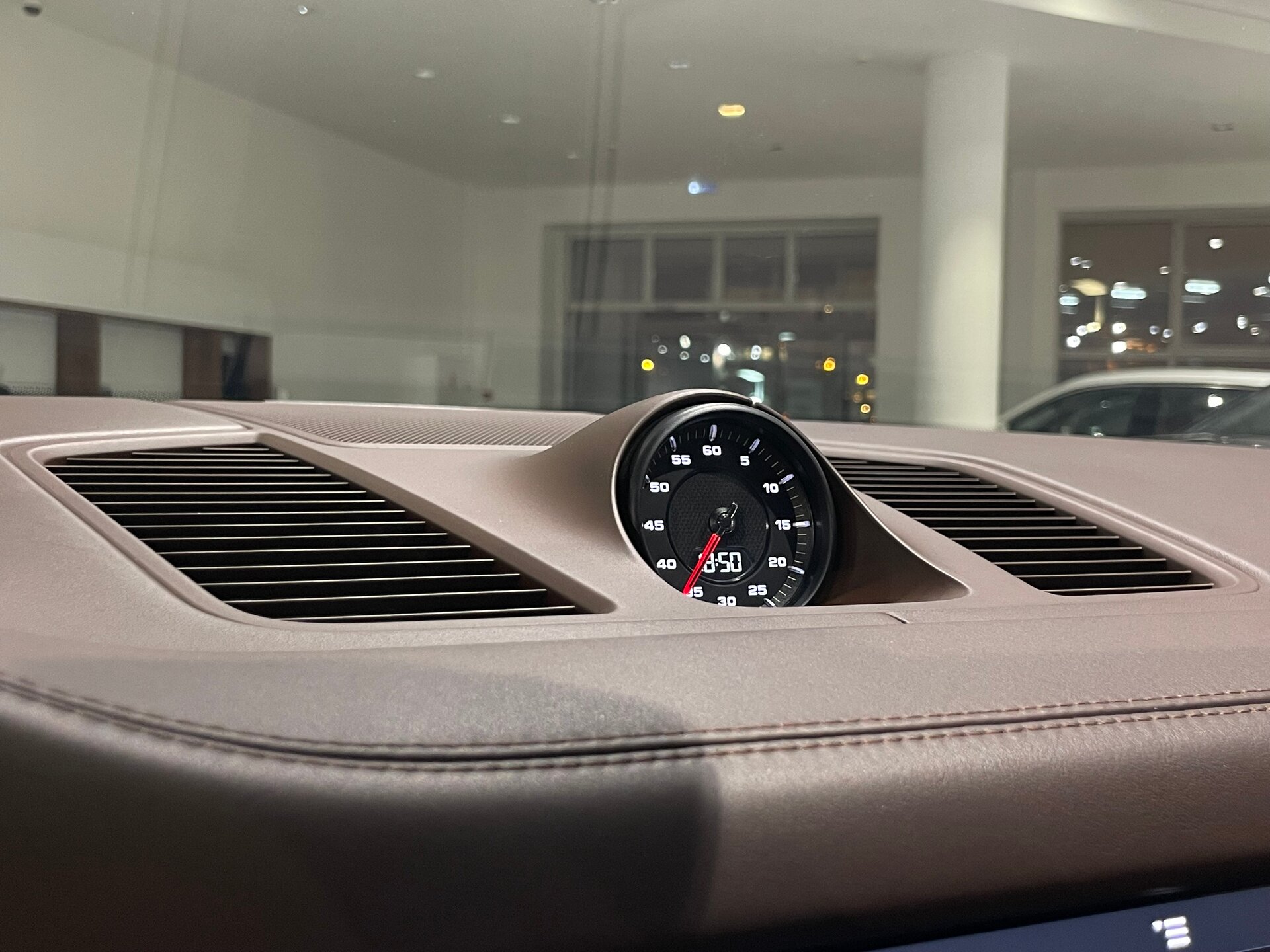 Автомобиль Porsche Cayenne 3.0 AT (340 л.с.) 4WD - 20