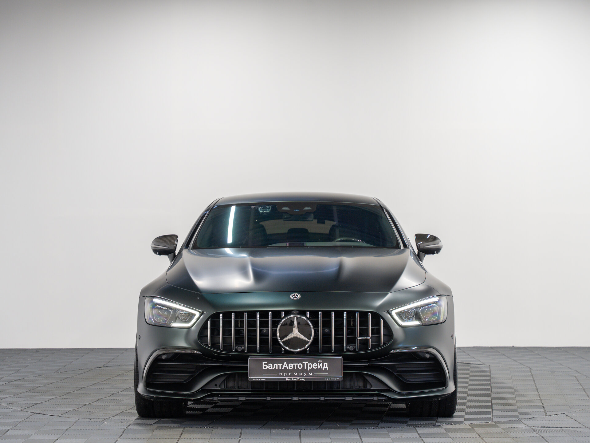 Автомобиль Mercedes-Benz AMG GT 4-Door Coupe 43 3.0 AT (367 л.с.) 4WD - 4
