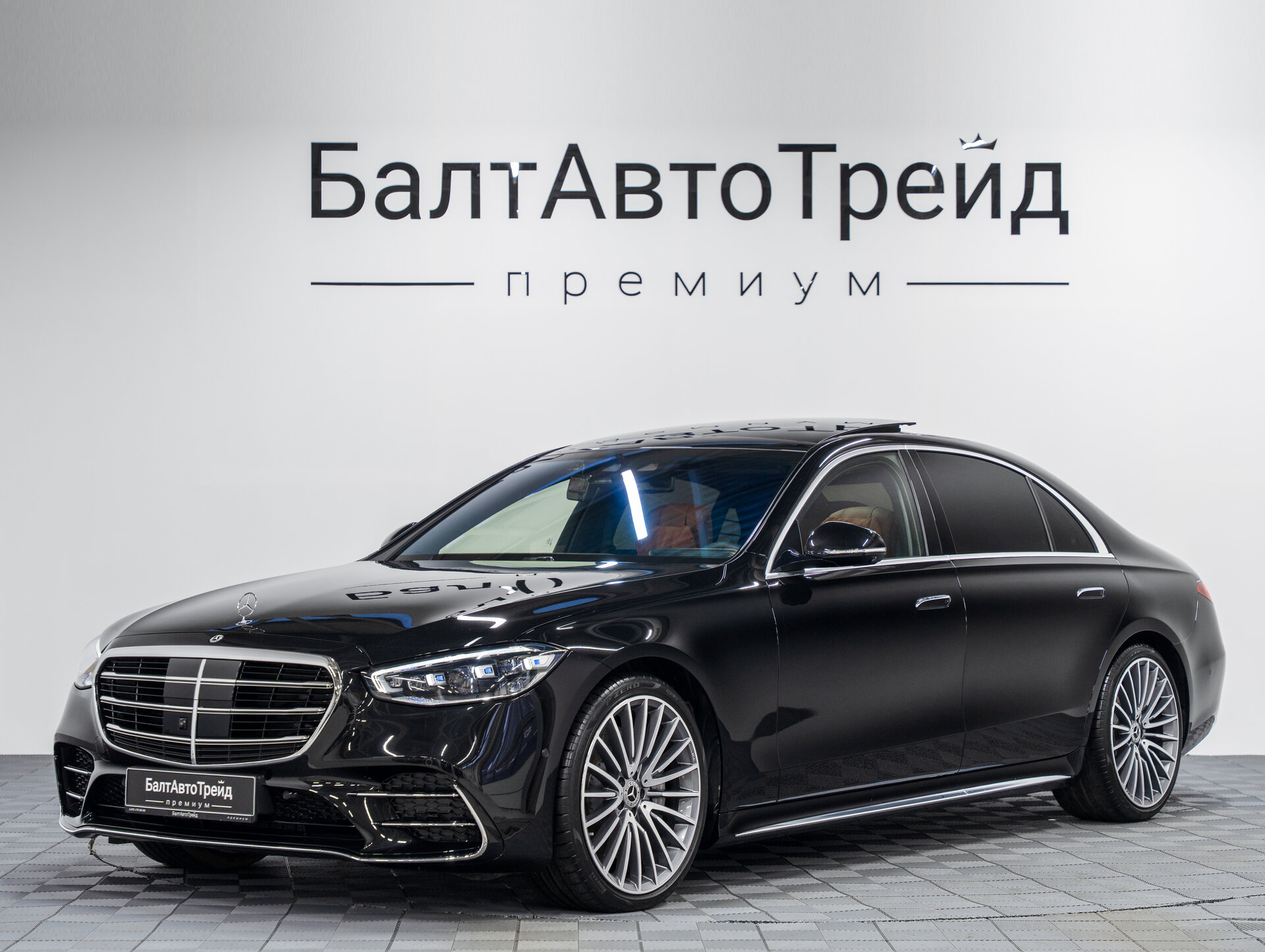 Автомобиль Mercedes-Benz S-Класс 500 Long 4MATIC 3.0 AT (435 л.с.) 4WD - 1