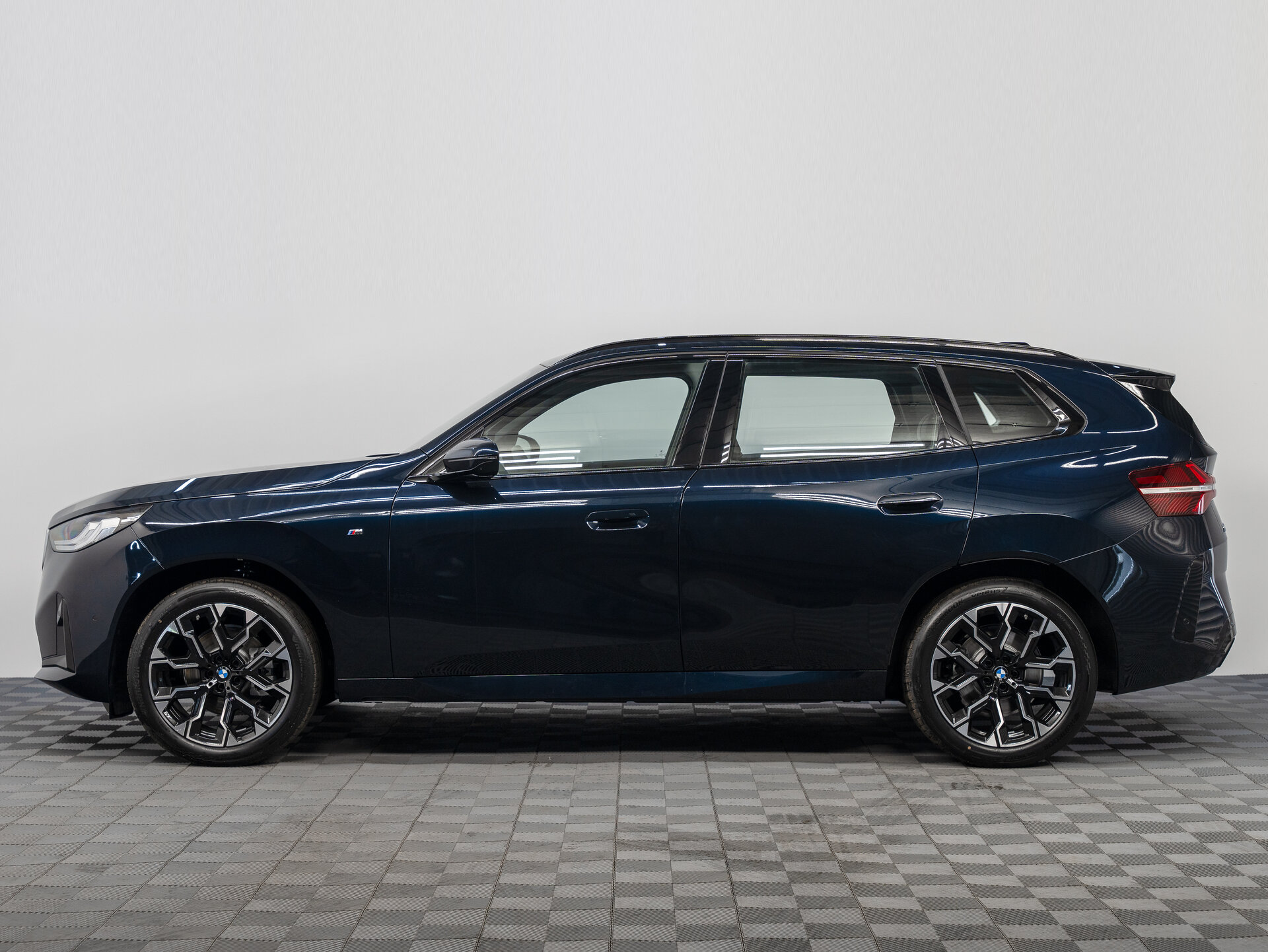 Автомобиль BMW X3 30L xDrive 2.0 AT (258 л.с.) 4WD - 8