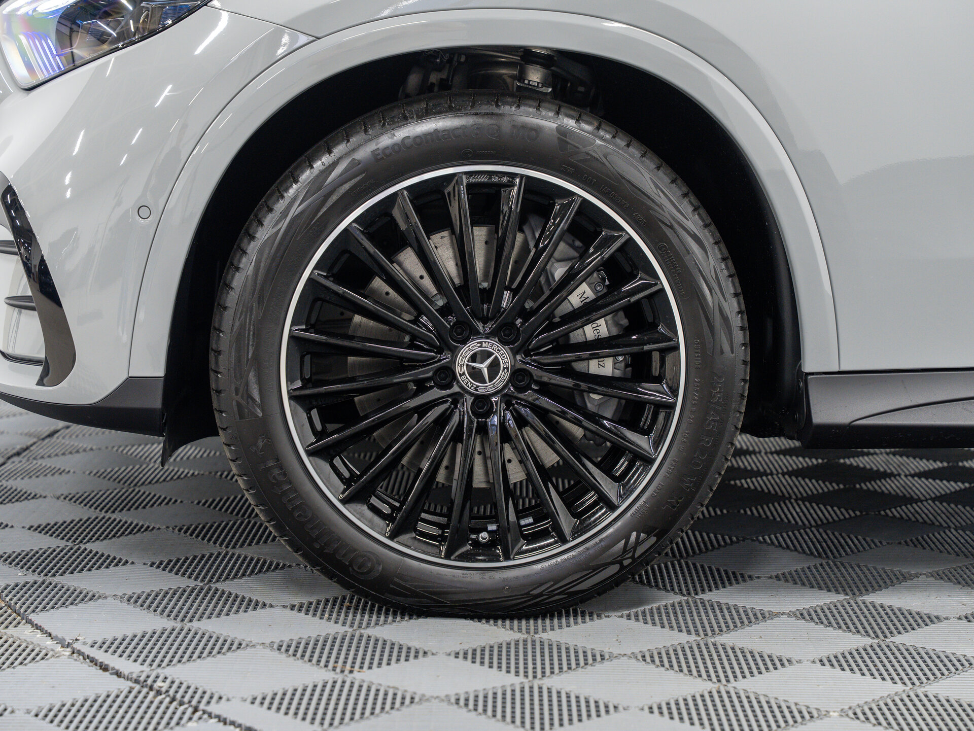 Автомобиль Mercedes-Benz GLC Coupe 300 2.0 AT (258 л.с.) 4WD - 4