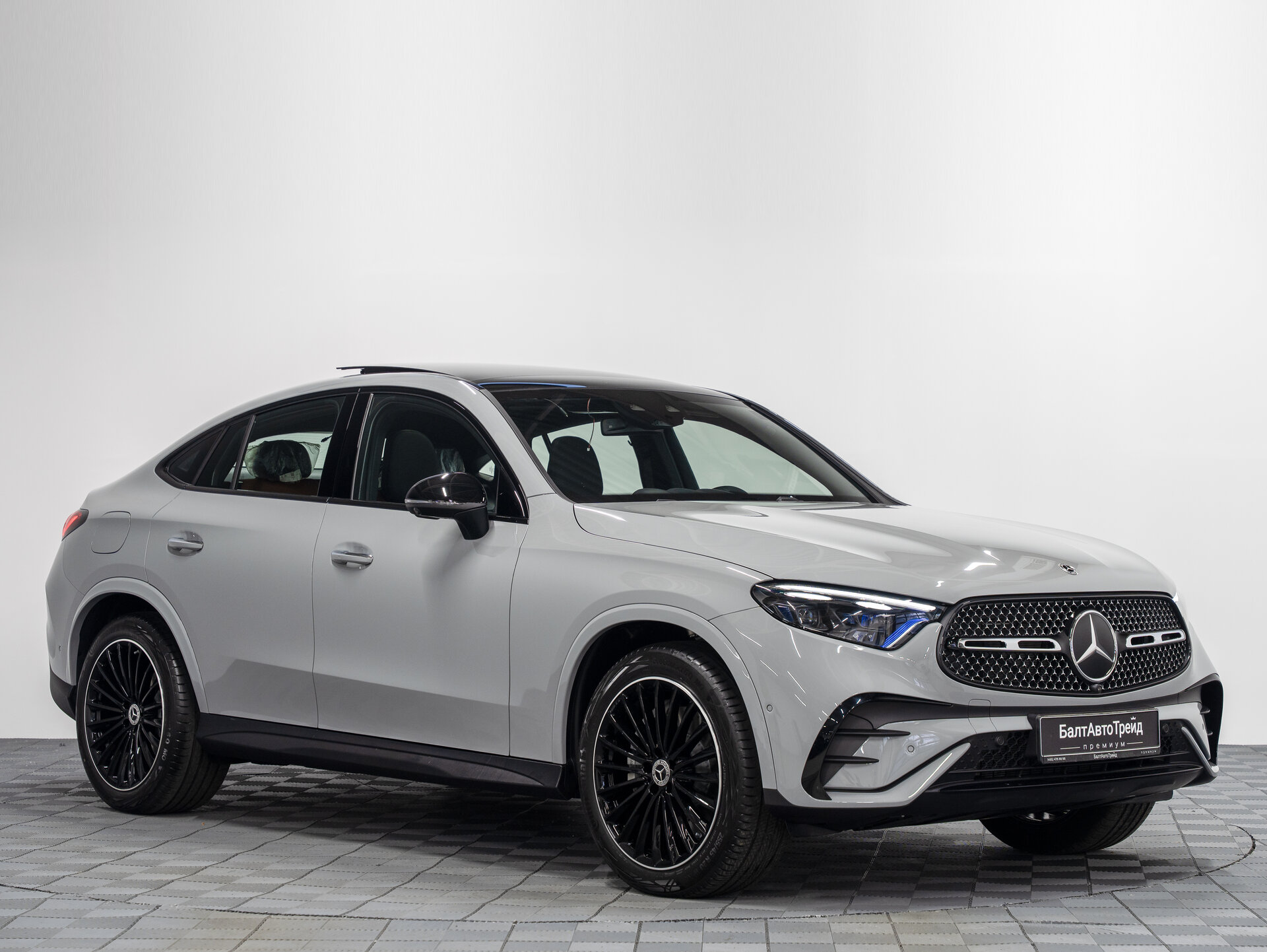 Автомобиль Mercedes-Benz GLC Coupe 300 2.0 AT (258 л.с.) 4WD - 6