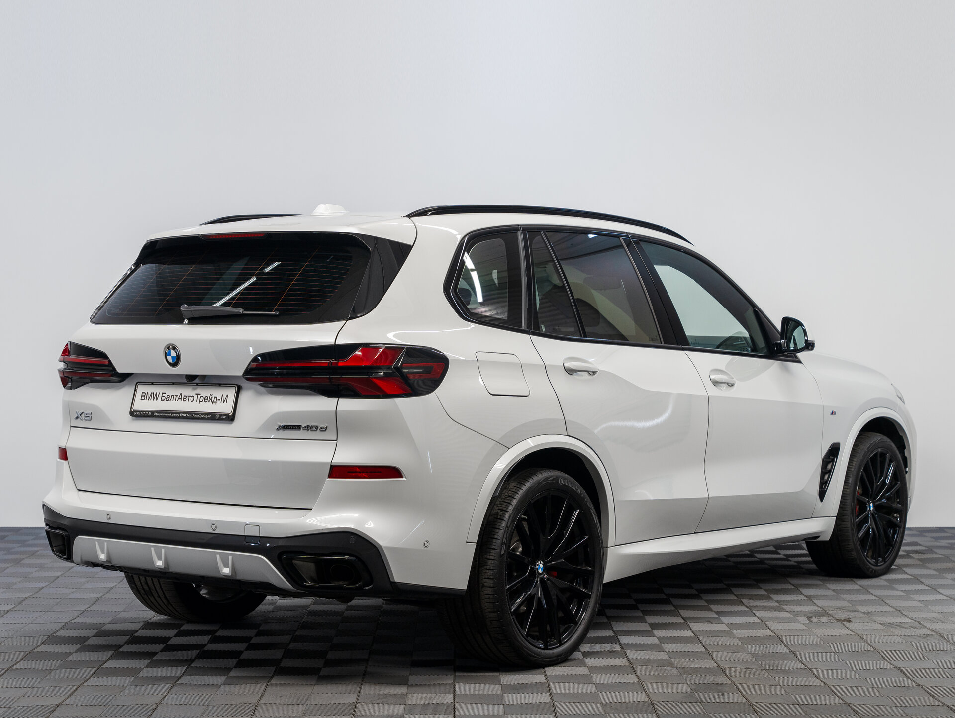 Автомобиль BMW X5 40d 3.0d AT (352 л.с.) 4WD - 5