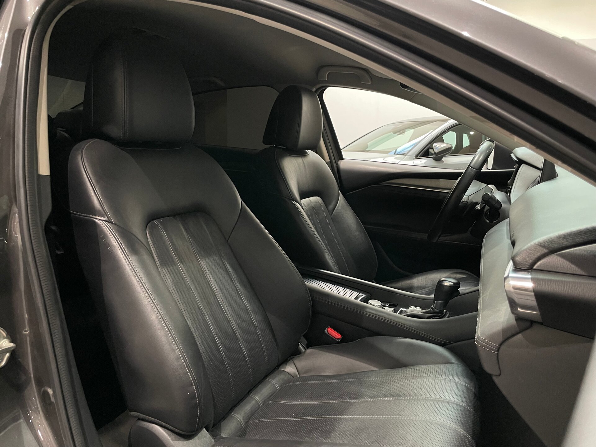Автомобиль Mazda 6 2.0 AT (150 л.с.) - 12