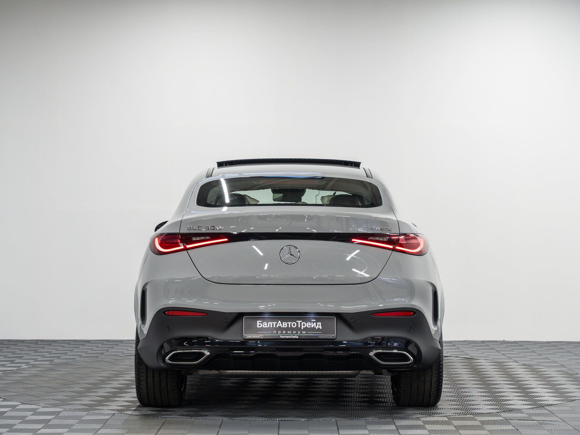 Автомобиль Mercedes-Benz GLC Coupe 300 2.0 AT (258 л.с.) 4WD - 9
