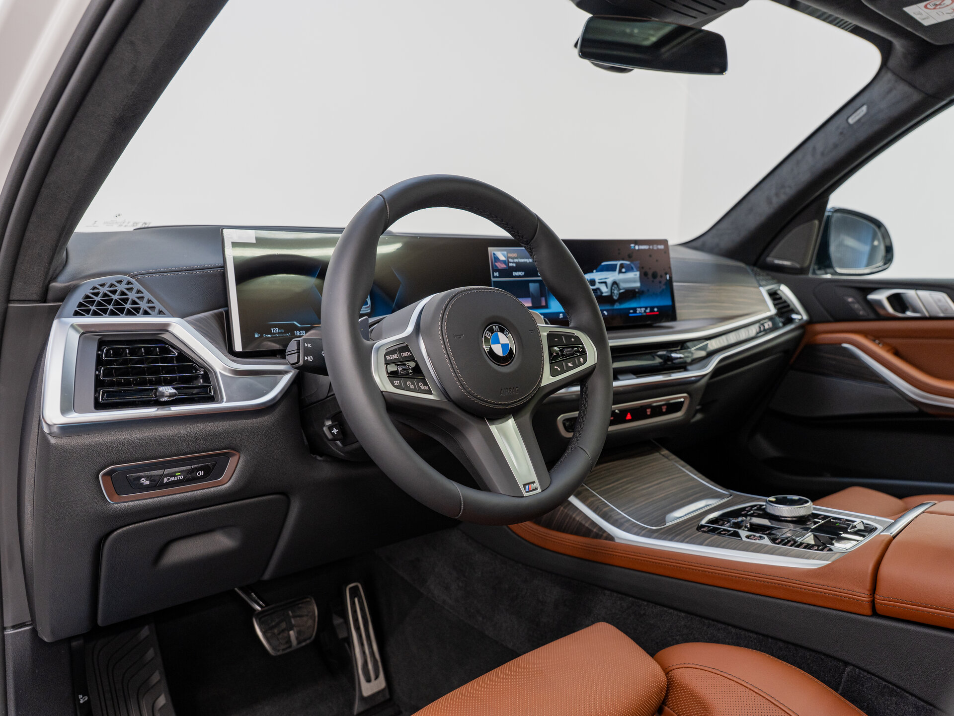 Автомобиль BMW X7 40i 3.0 AT (381 л.с.) 4WD - 9