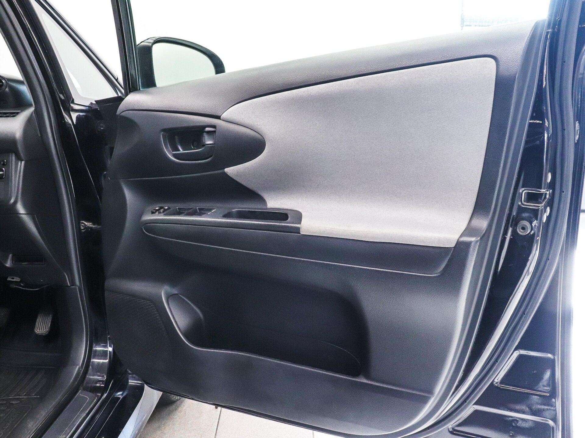 Toyota Wish 2010 15