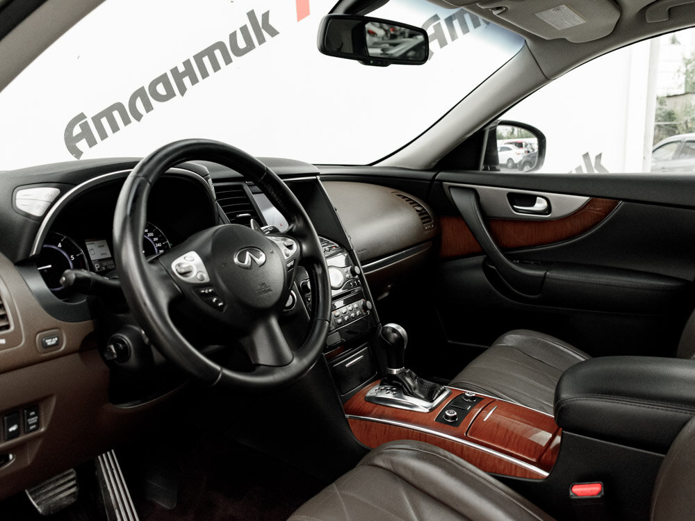 Купить Infiniti FX FX30d 3.0d AT (238 л.с.) 4WD, 2012 в Екатеренбурге