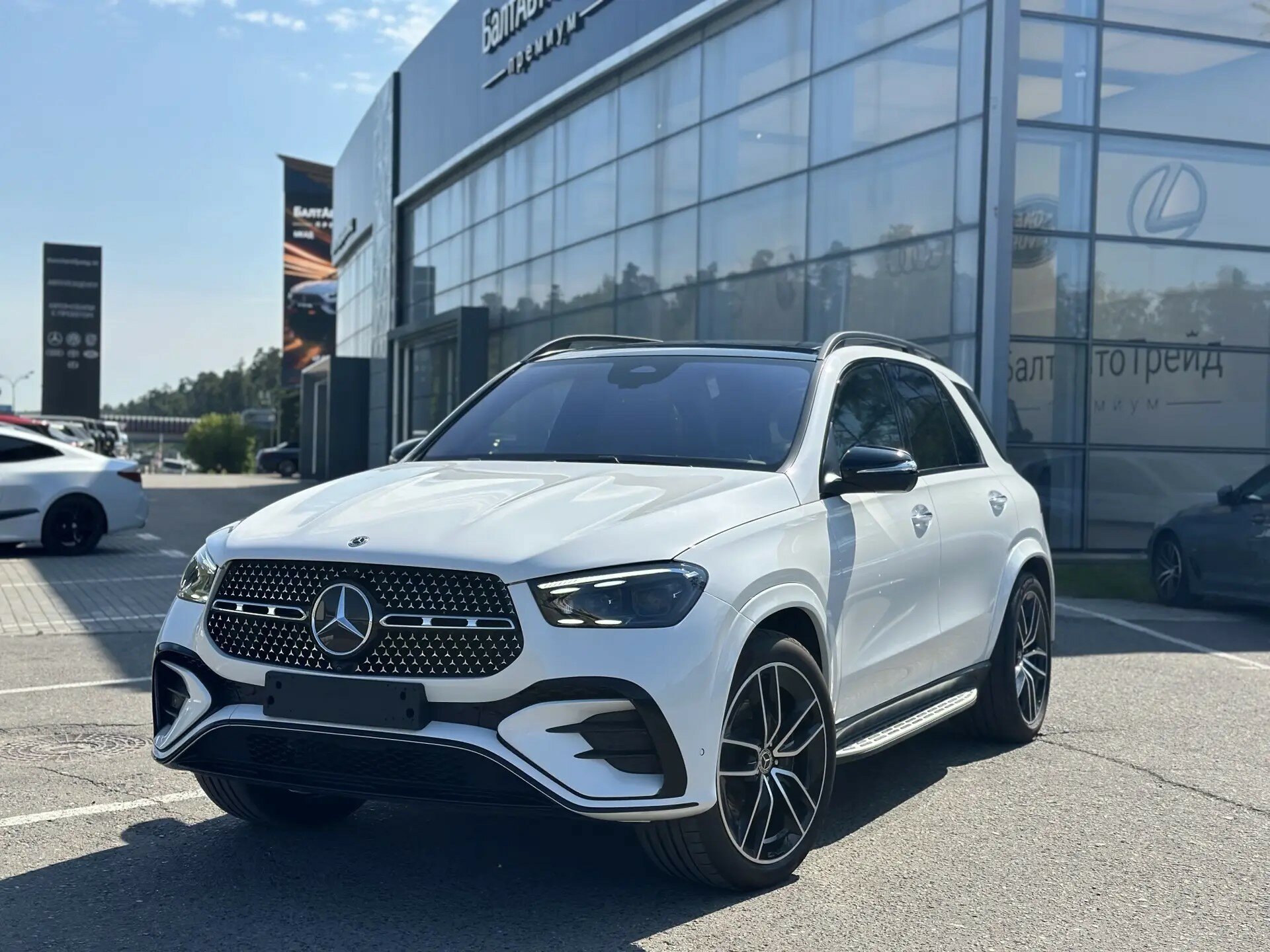 Автомобиль Mercedes-Benz GLE 450 d 3.0d AT (367 л.с.) 4WD - 1