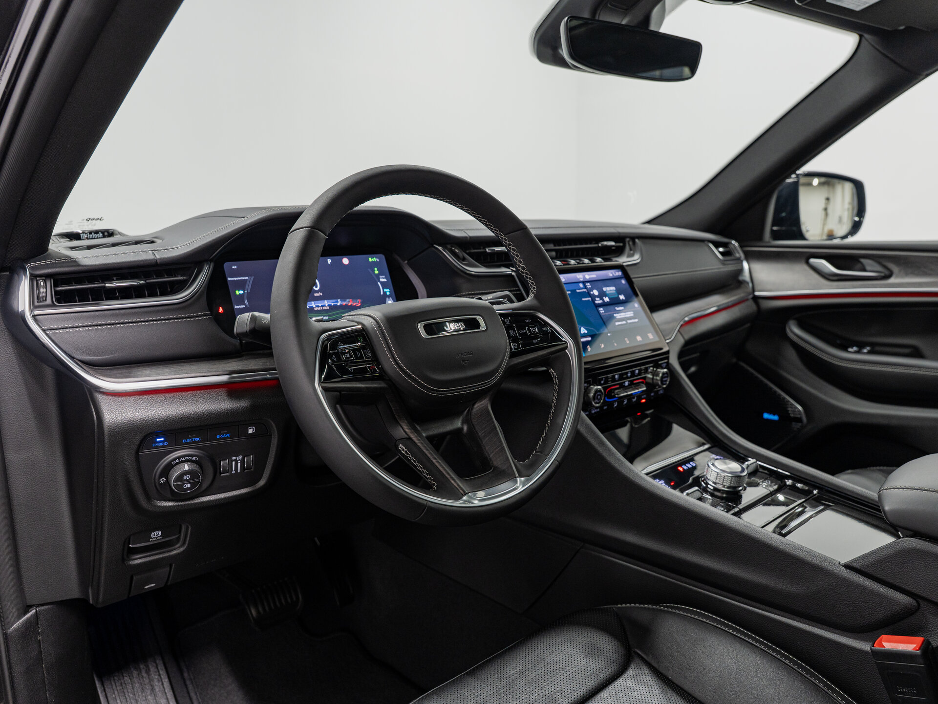 Автомобиль Jeep Grand Cherokee 4xe 2.0hyb AT (380 л.с.) 4WD - 13