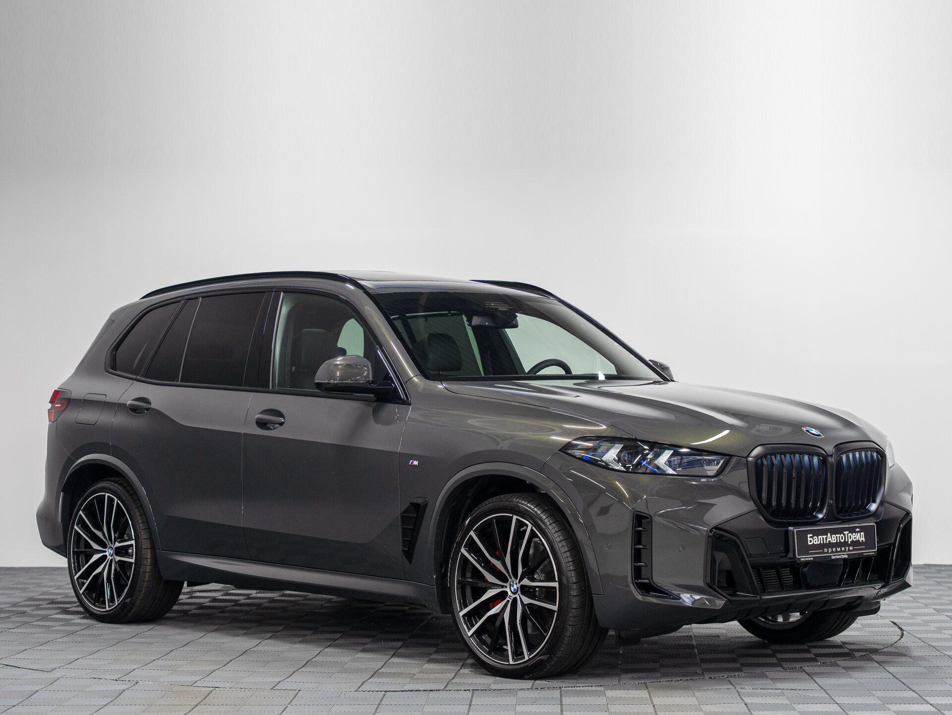 Автомобиль BMW X5 40i 3.0 AT (381 л.с.) 4WD - 5