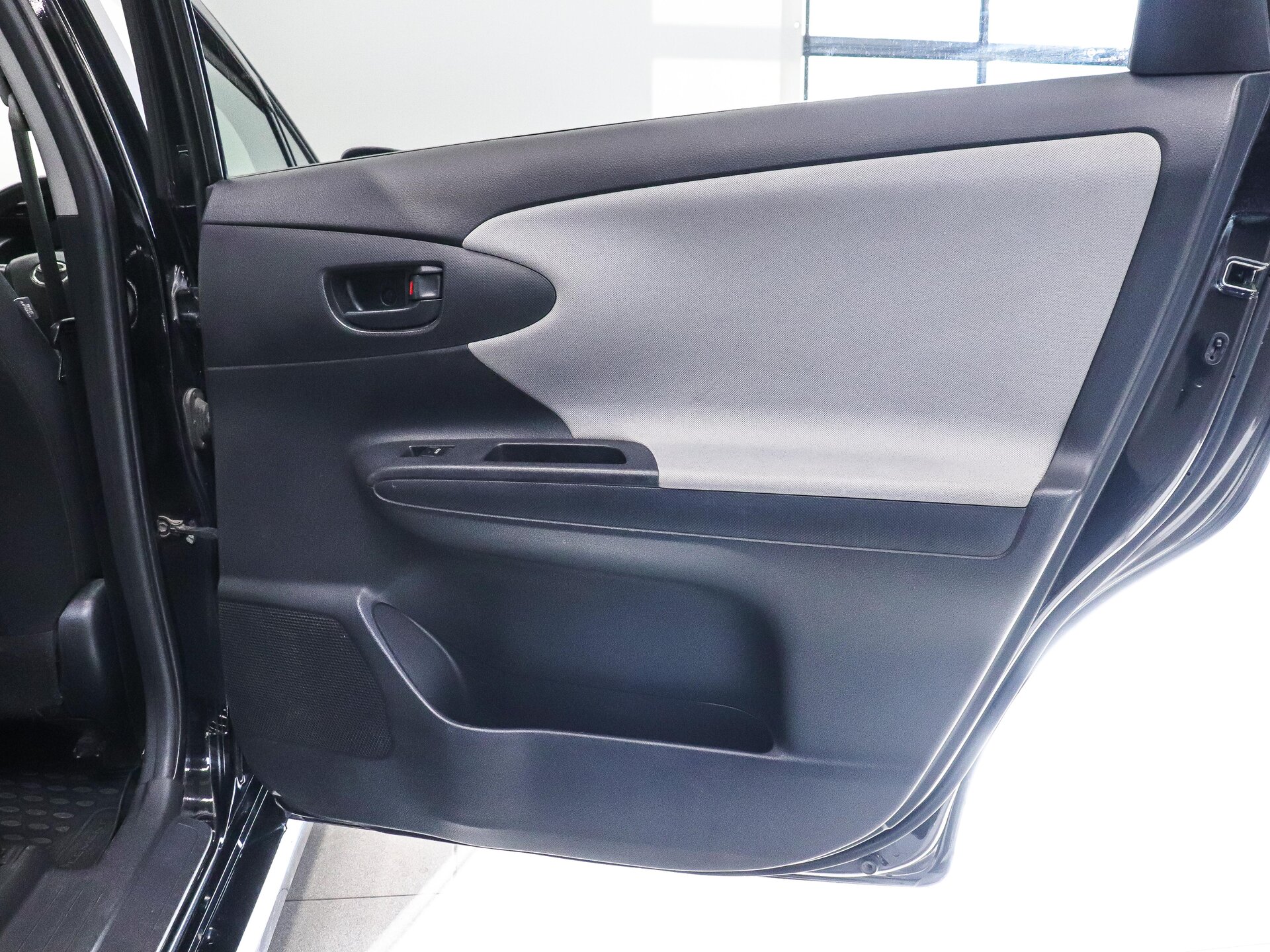 Toyota Wish 2010 21