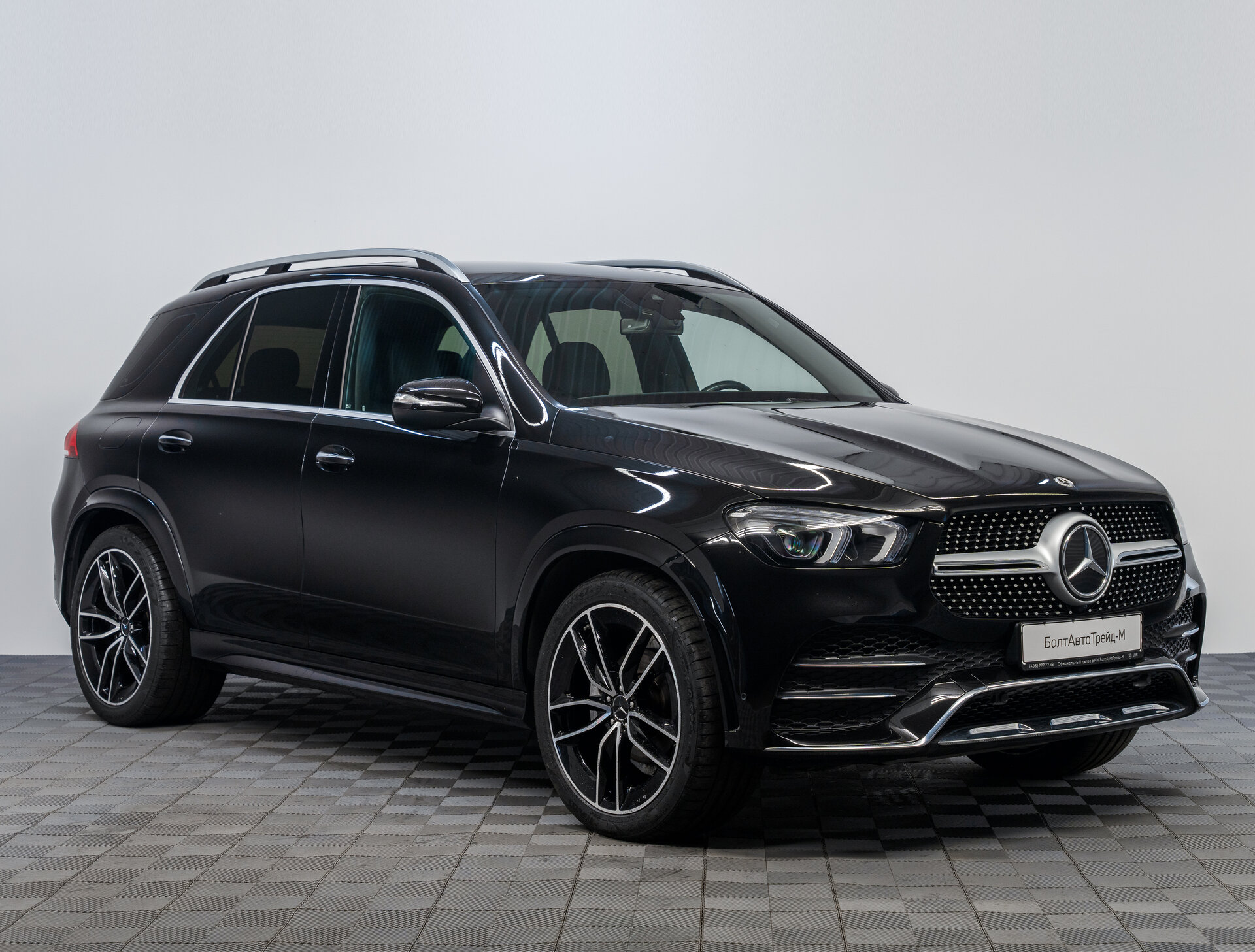 Автомобиль Mercedes-Benz GLE 300 d 2.0d AT (245 л.с.) 4WD - 3