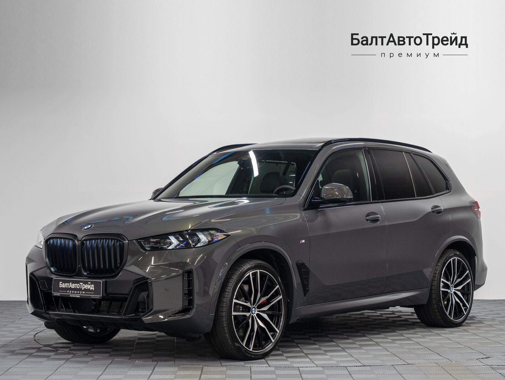 Автомобиль BMW X5 40i 3.0 AT (381 л.с.) 4WD - 1