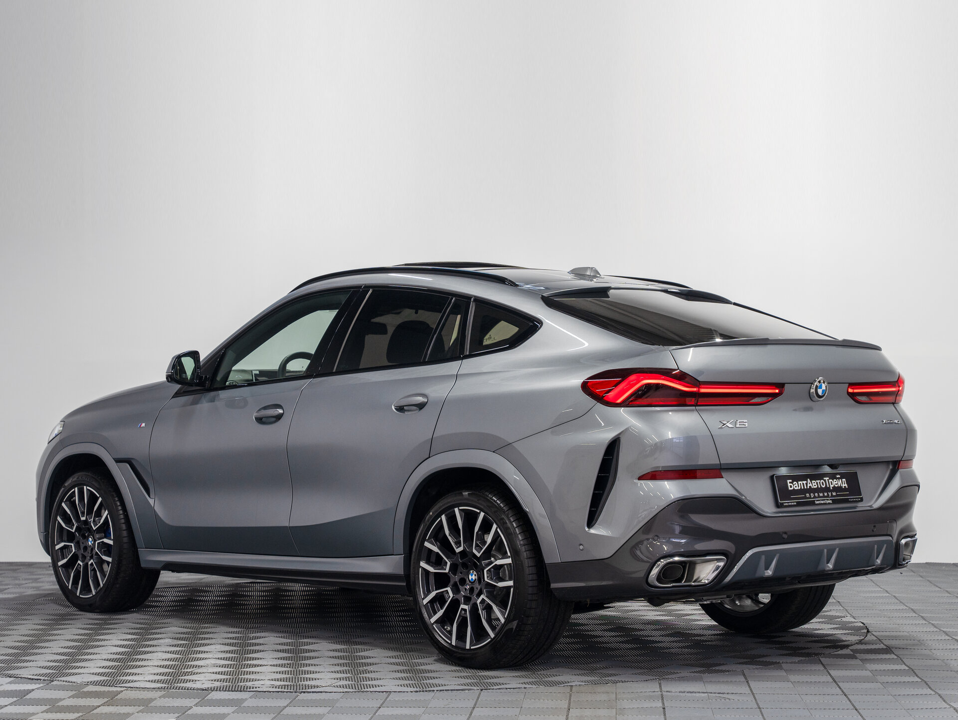 Автомобиль BMW X6 40i 3.0 AT (381 л.с.) 4WD - 10