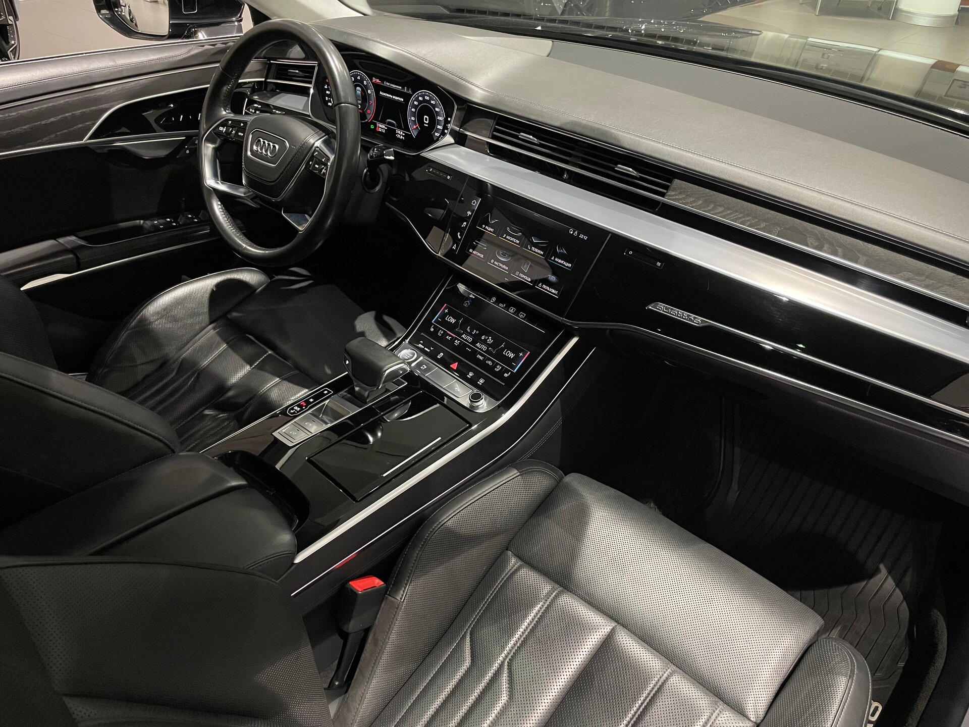 Автомобиль Audi A8 Long 55 TFSI 3.0 AT (340 л.с.) 4WD - 11