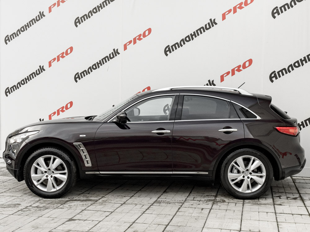 Купить Infiniti FX FX30d 3.0d AT (238 л.с.) 4WD, 2012 в Екатеренбурге