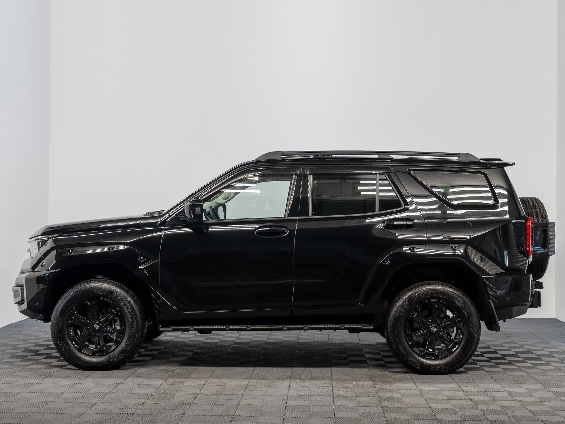 Автомобиль Tank 400 2.0 AT (245 л.с.) 4WD - 8