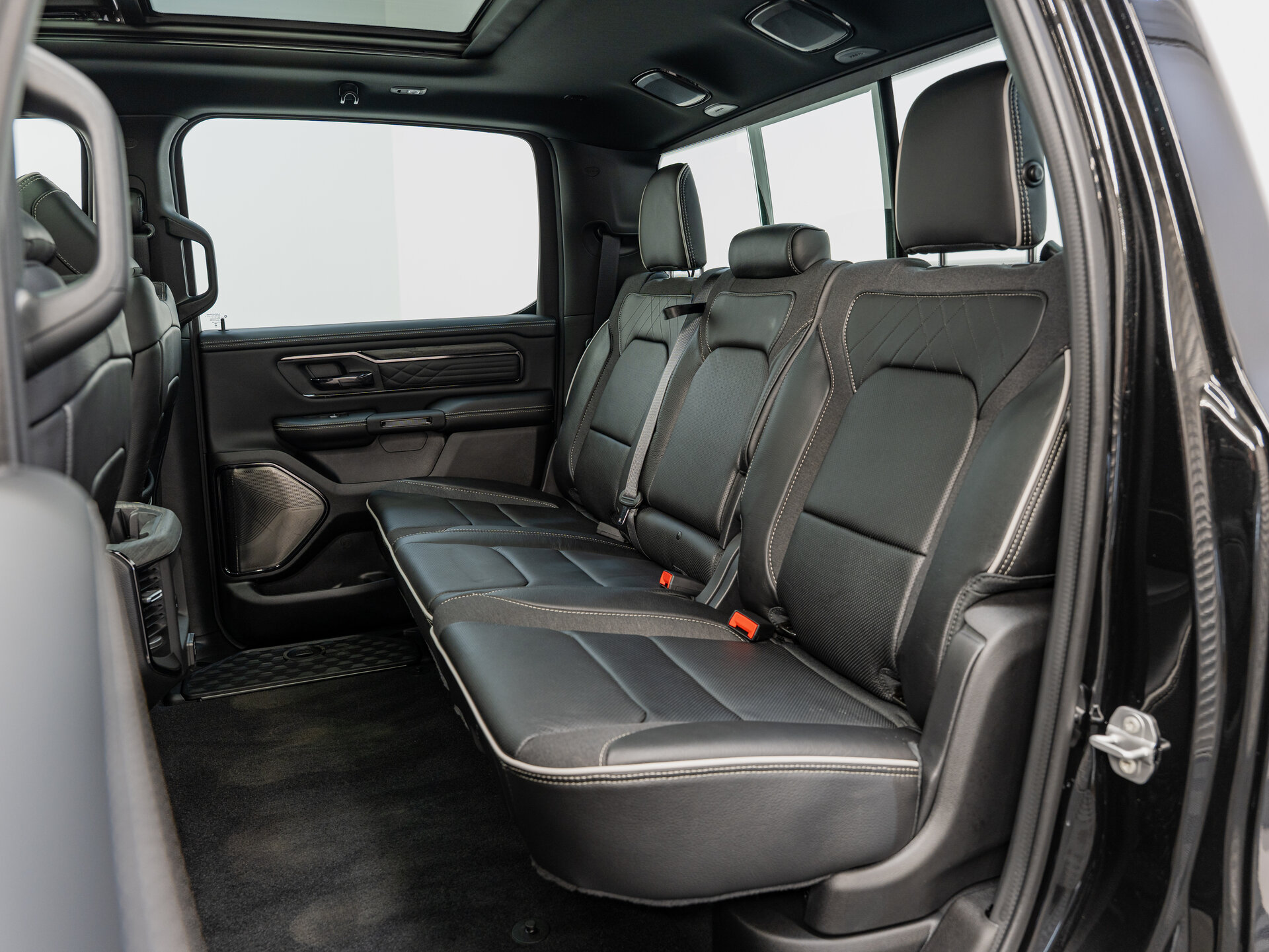 Автомобиль RAM 1500 Crew Cab 3.0 AT (540 л.с.) 4WD - 19