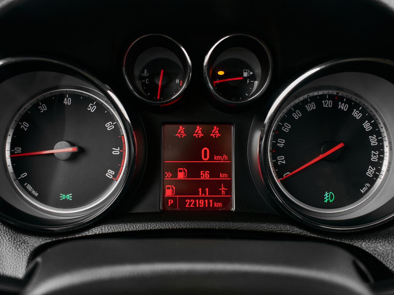 Купить Opel Mokka 1.8 AT (140 л.с.) 4WD, 2013 в Екатеренбурге