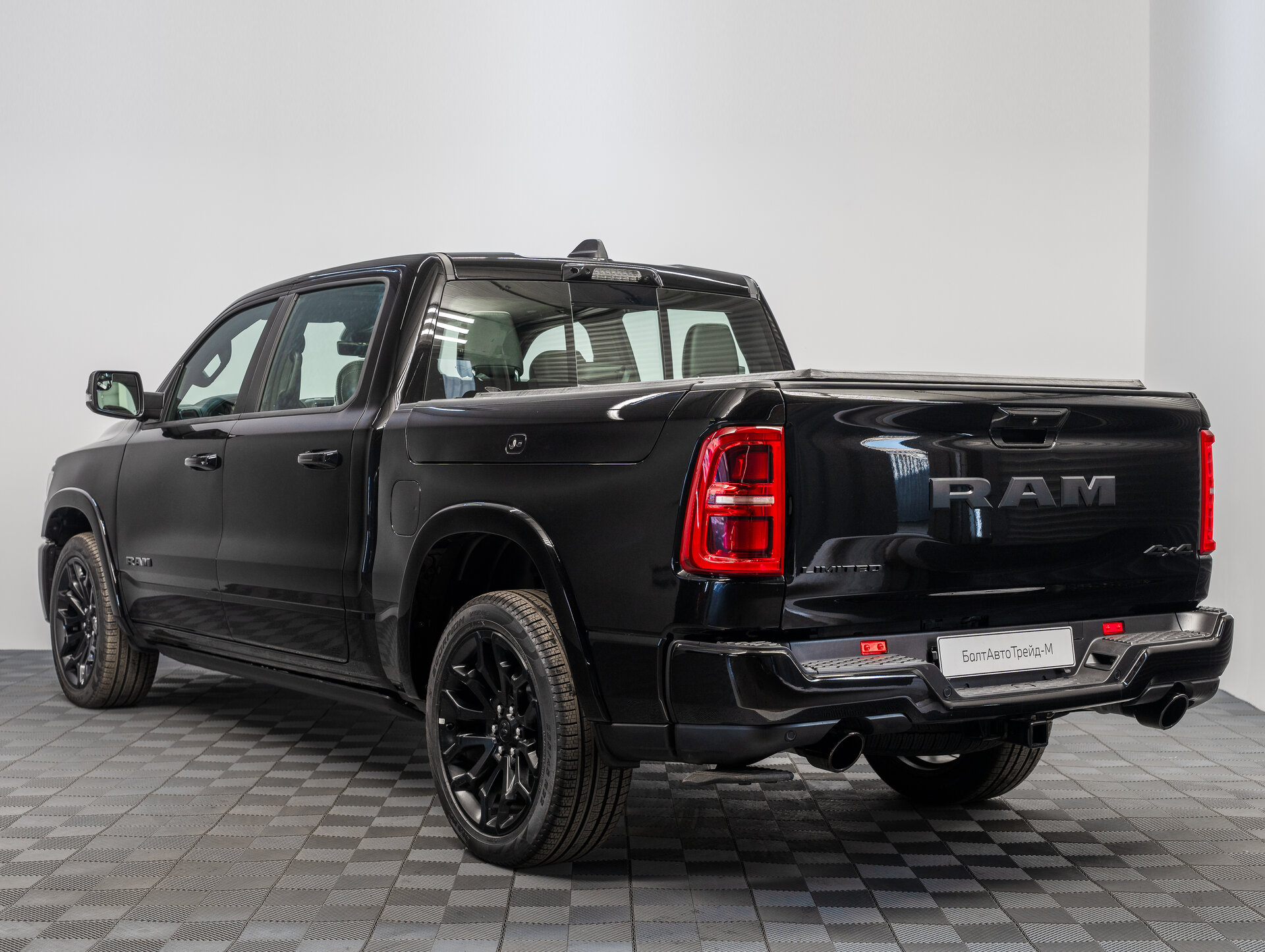Автомобиль RAM 1500 Crew Cab 3.0 AT (540 л.с.) 4WD - 6