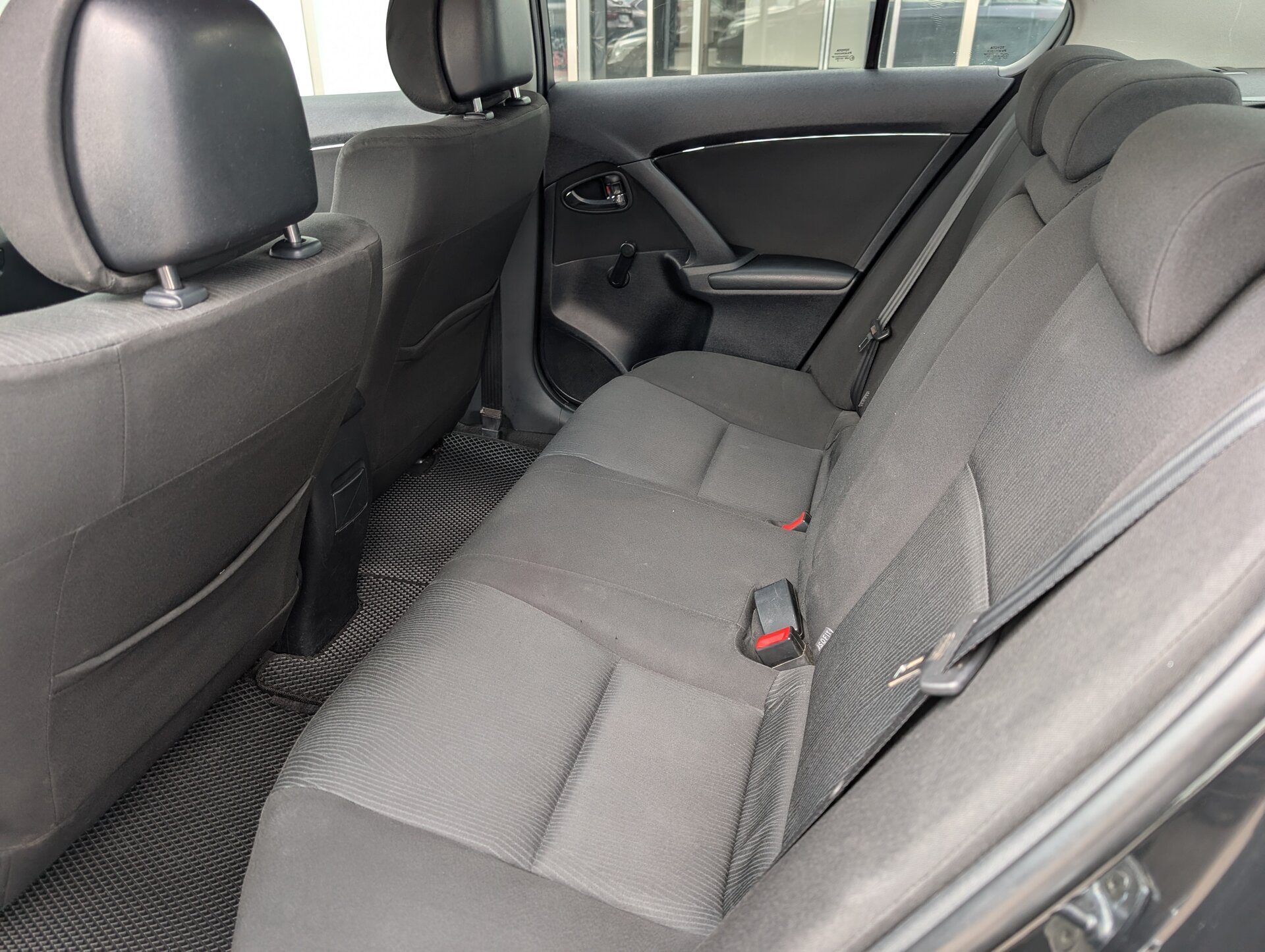 Toyota Avensis 