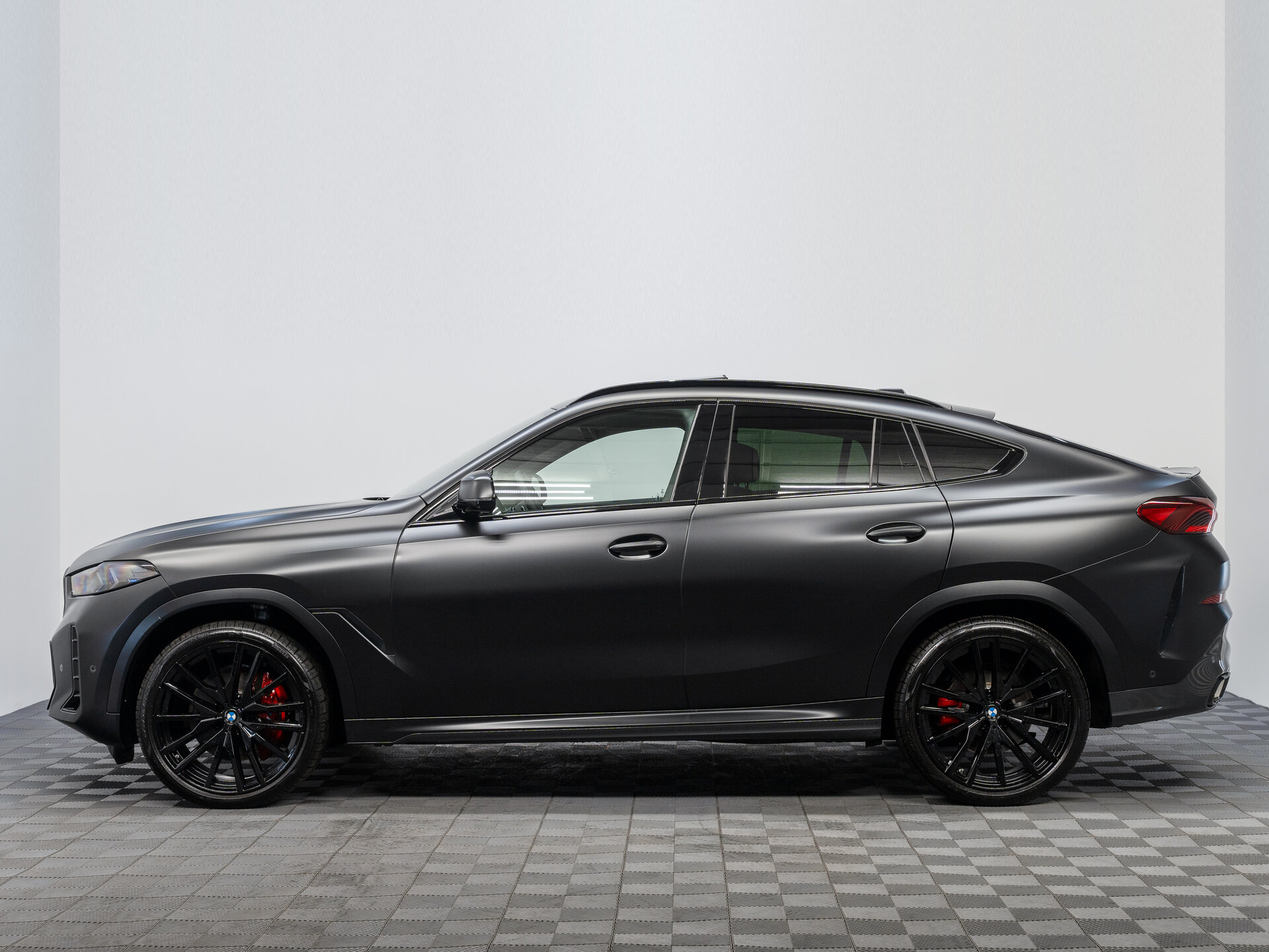 Автомобиль BMW X6 30d 3.0d AT (286 л.с.) 4WD - 5