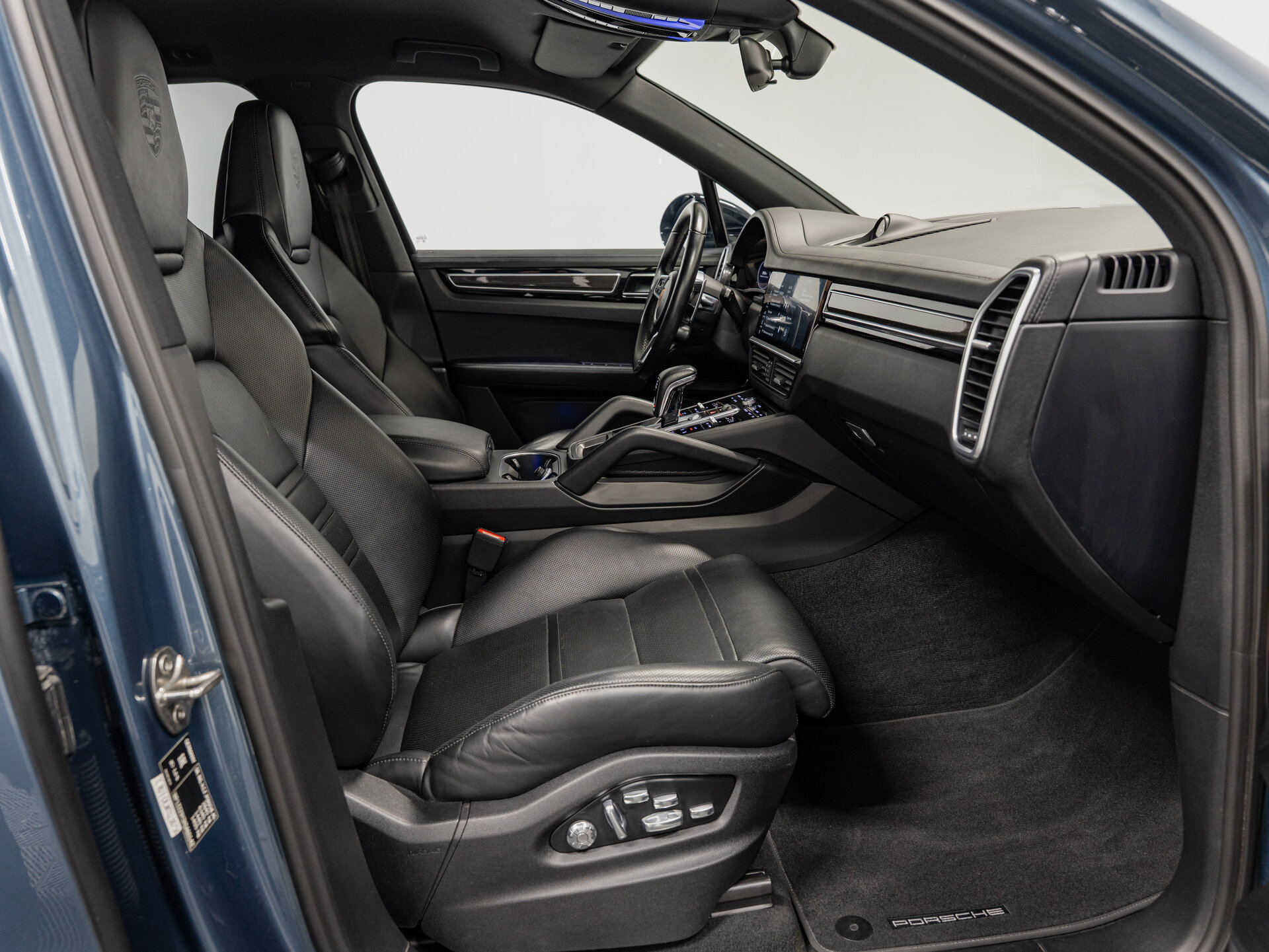 Автомобиль Porsche Cayenne S 2.9 AT (440 л.с.) 4WD - 14