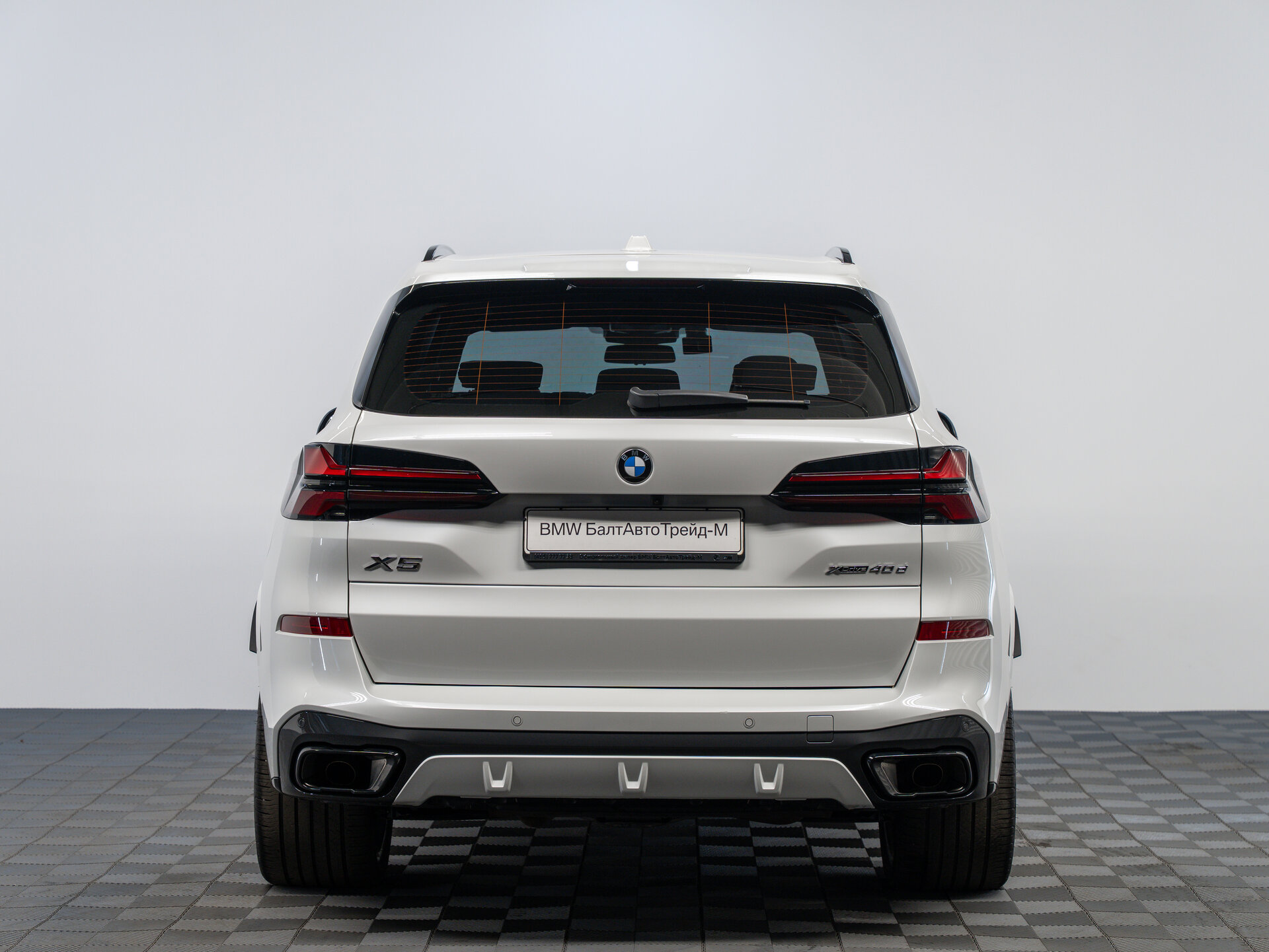 Автомобиль BMW X5 40d 3.0d AT (352 л.с.) 4WD - 6