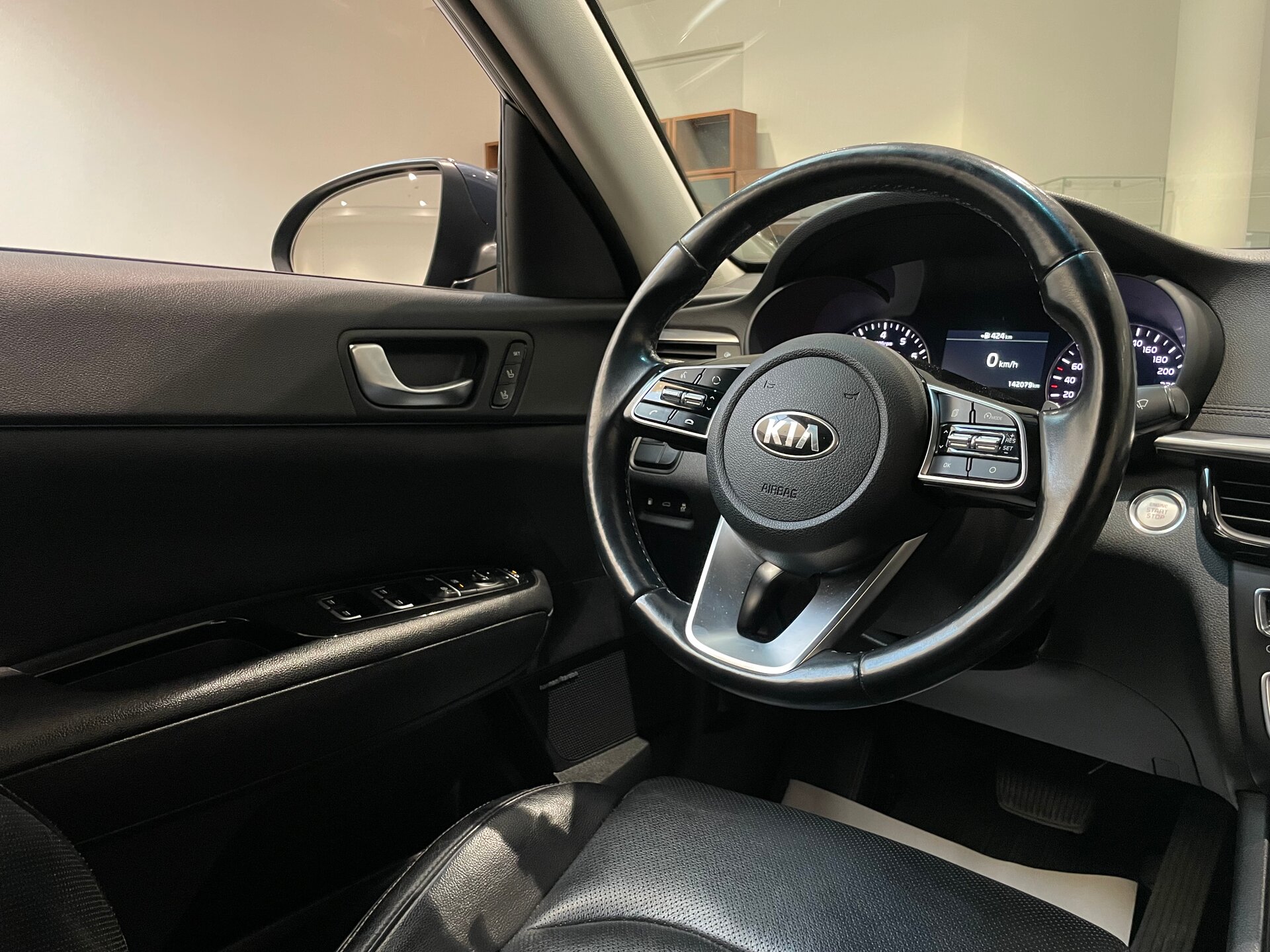 Автомобиль Kia Optima 2.0 AT (150 л.с.) - 15