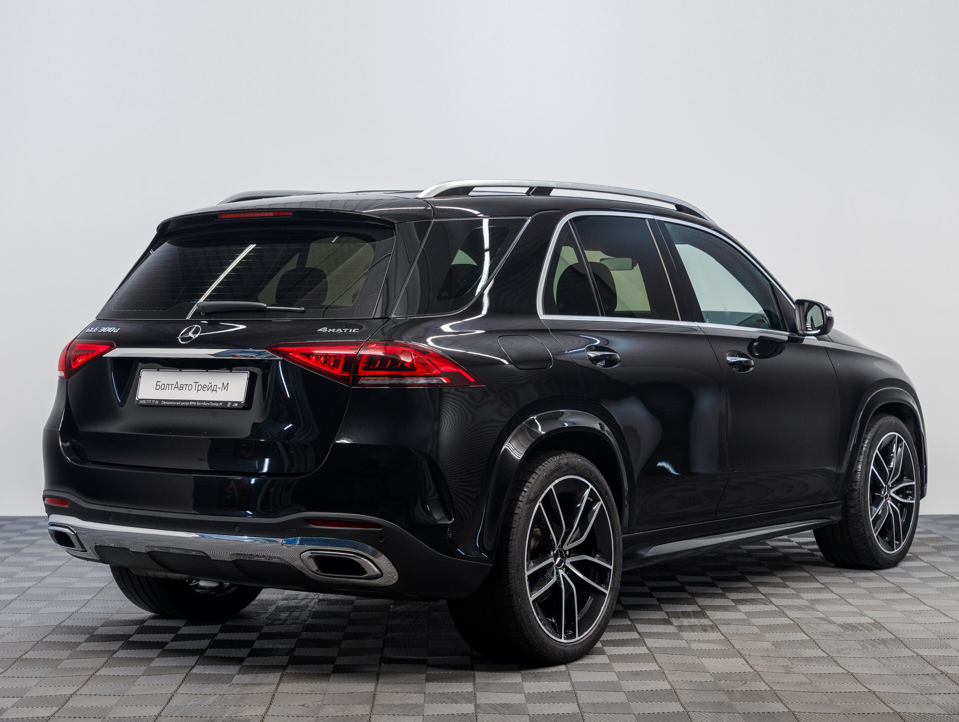 Автомобиль Mercedes-Benz GLE 300 d 2.0d AT (245 л.с.) 4WD - 5