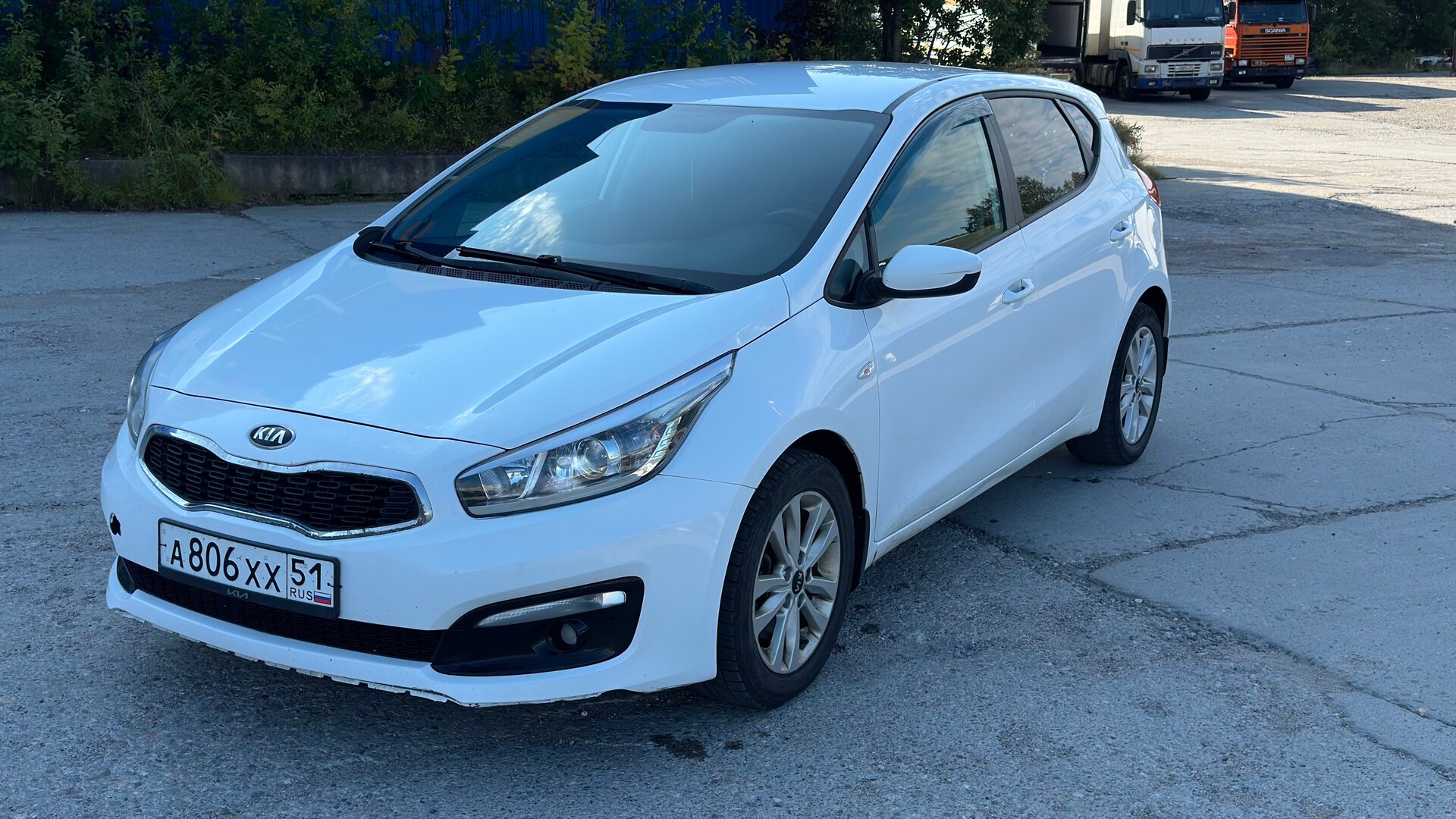 Kia Ceed 1.6 AT (130 л.с.) 2016