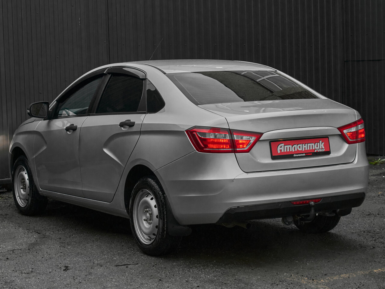 Купить Lada (ВАЗ) Vesta 1.6 MT (106 л.с.), 2019 в Екатеренбурге