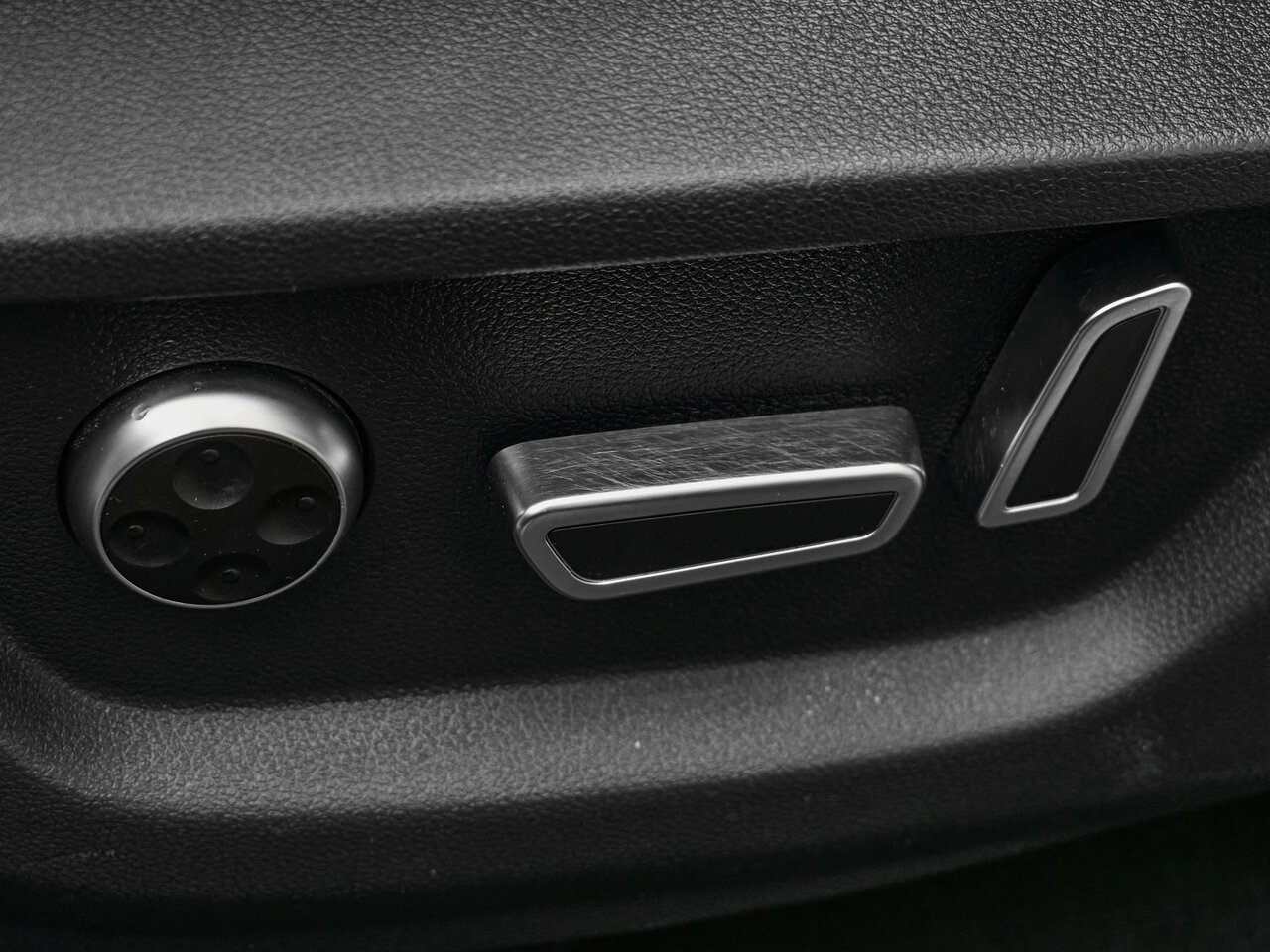 Купить Chery Tiggo 4 2.0 CVT (122 л.с.), 2020 в Екатеренбурге