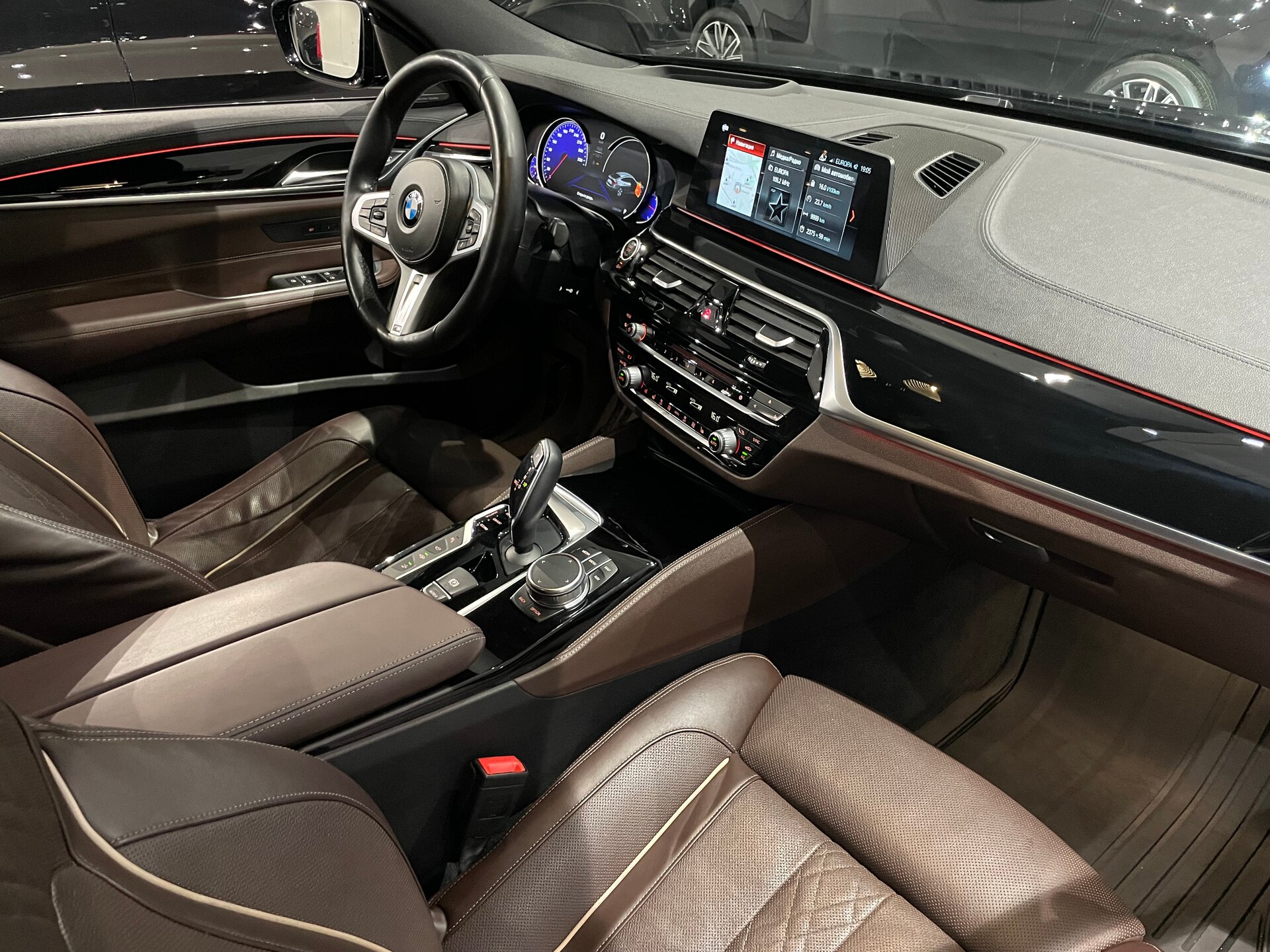 Автомобиль BMW 6 серии 640i xDrive 3.0 AT (340 л.с.) 4WD - 11