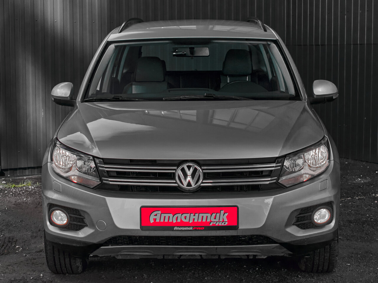 Купить Volkswagen Tiguan 2.0 AT (170 л.с.) 4WD, 2011 в Екатеренбурге