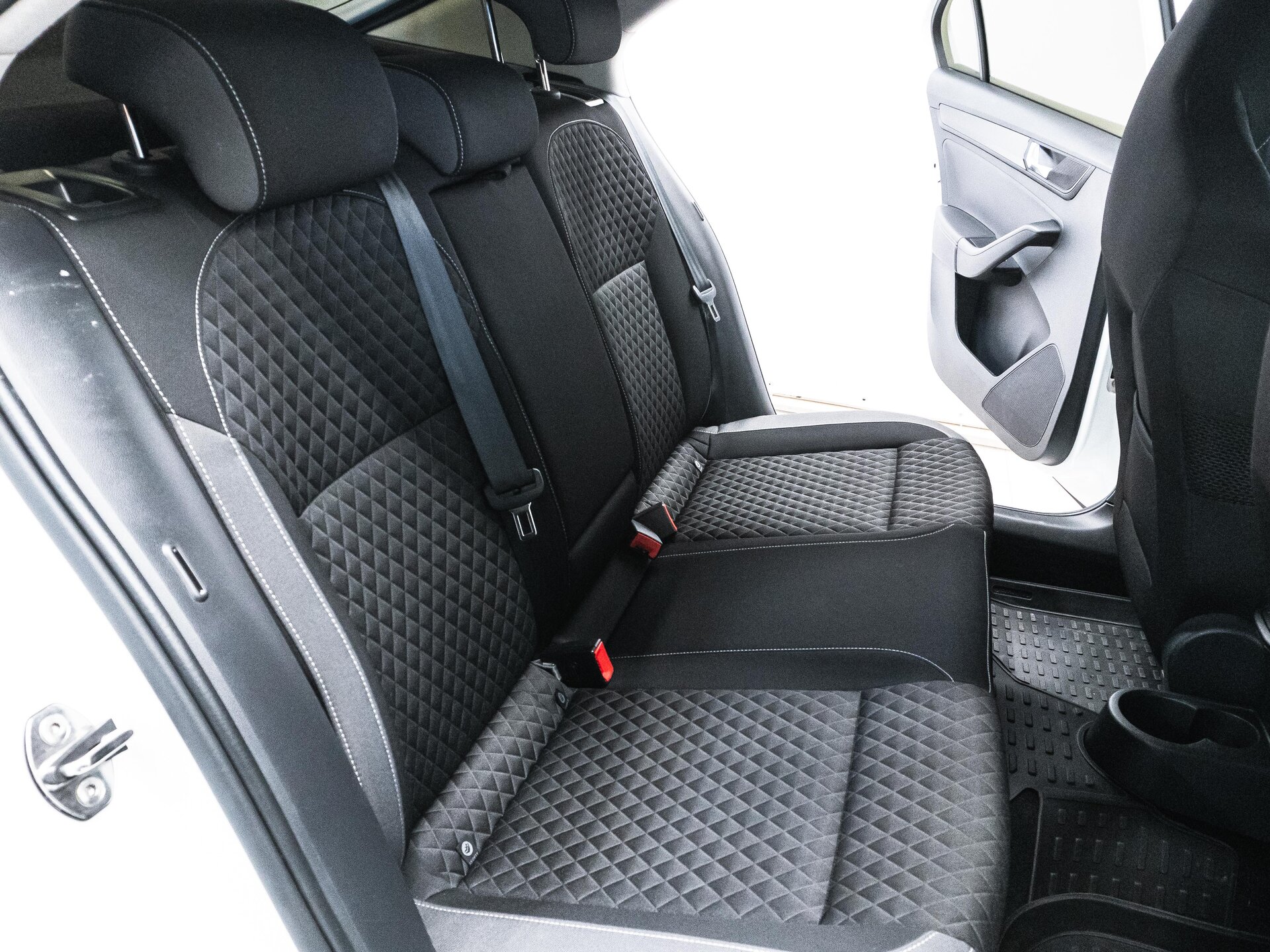 Skoda Rapid 2019 28