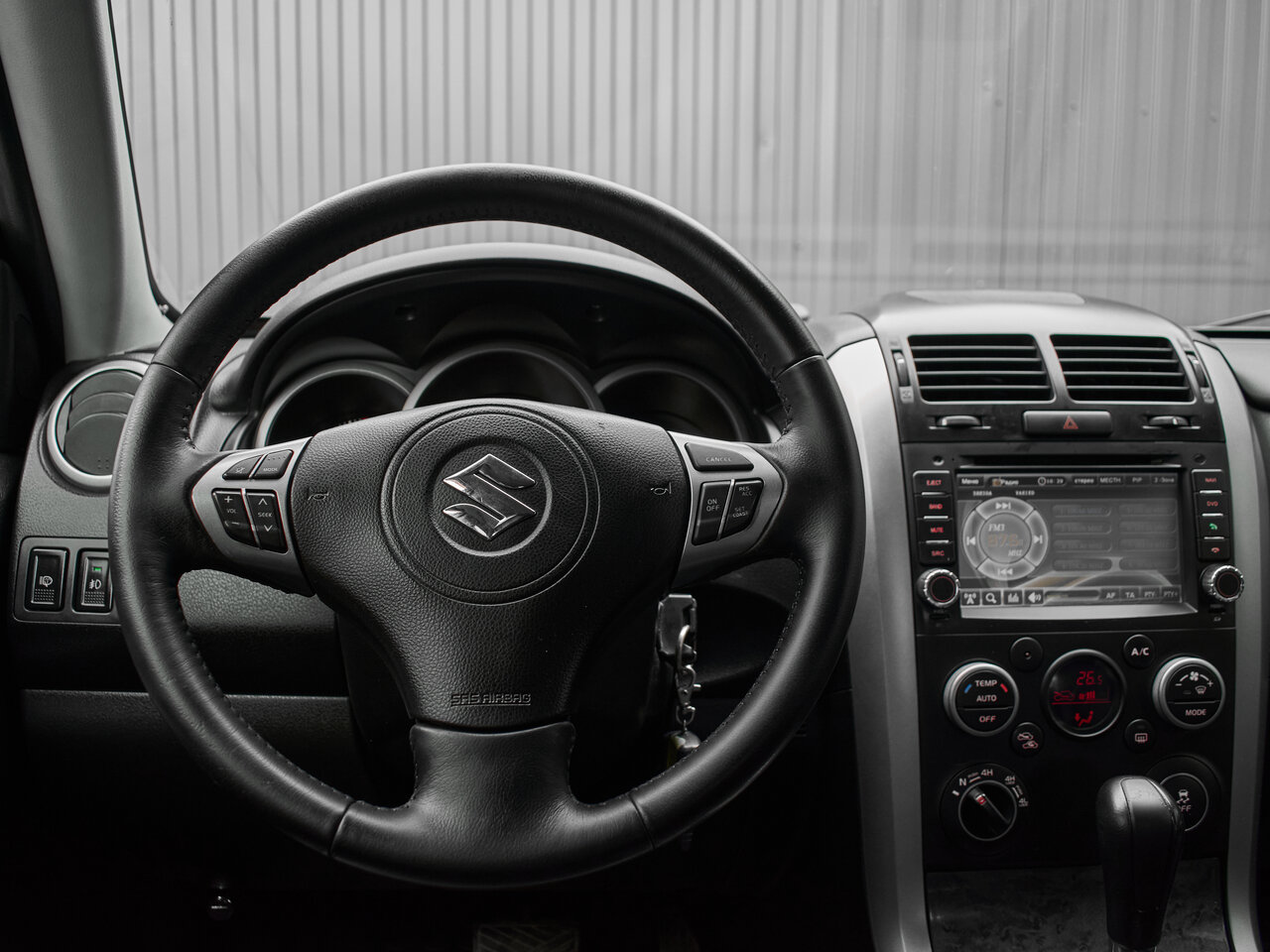 Купить Suzuki Grand Vitara 2.4 AT (169 л.с.) 4WD, 2011 в Екатеренбурге