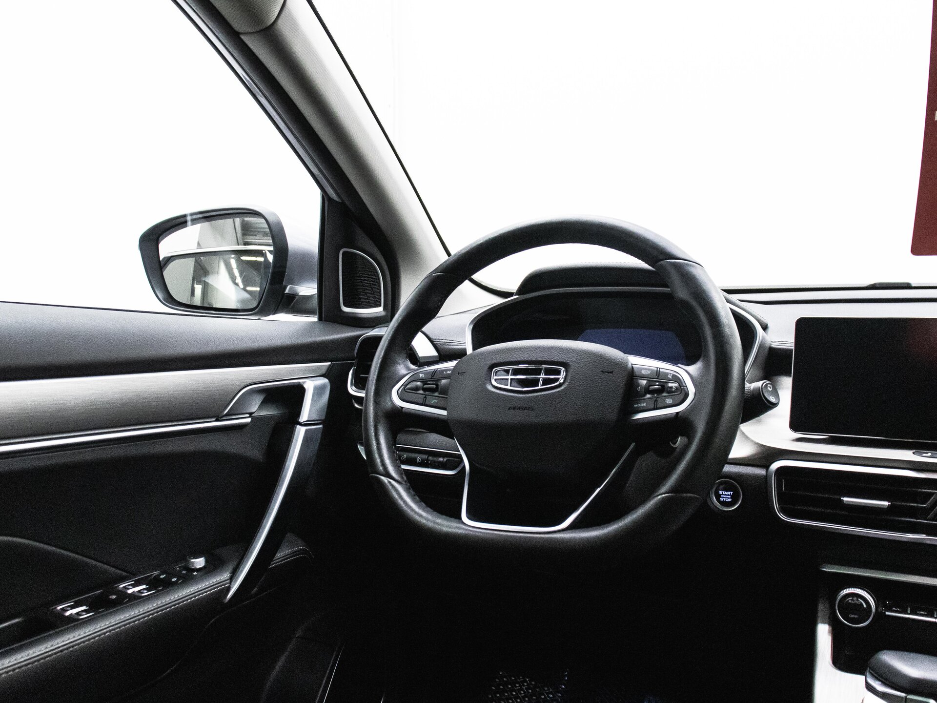 Geely Coolray 2023 12