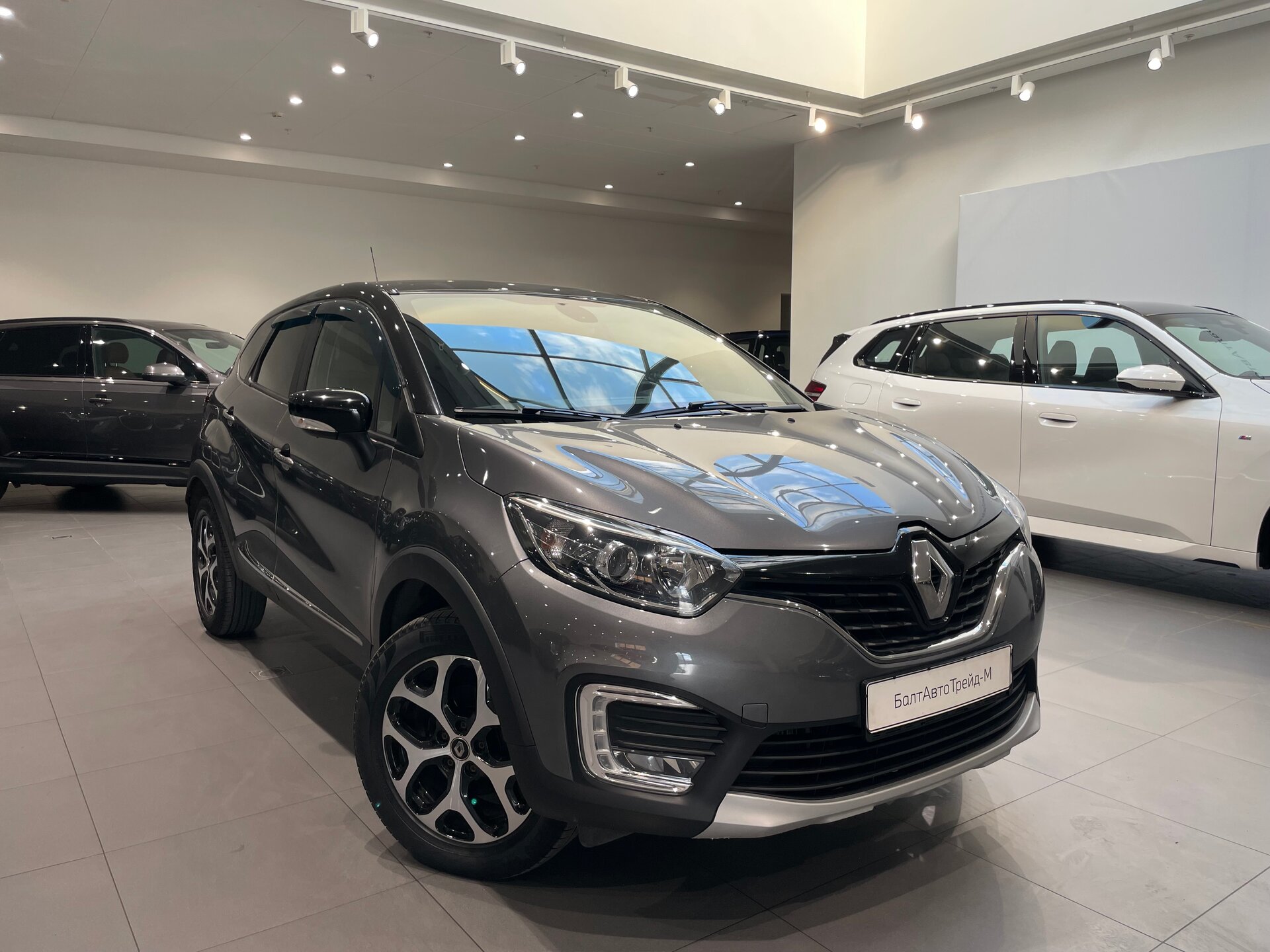 Автомобиль Renault Kaptur 2.0 AT (143 л.с.) 4WD - 3