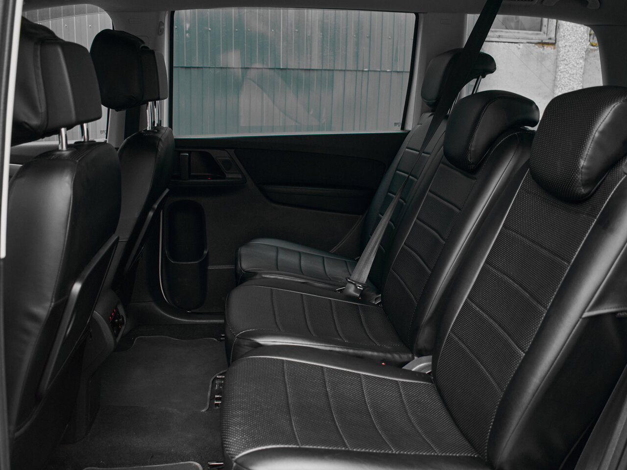 Купить Volkswagen Sharan 1.4 AMT (150 л.с.), 2012 в Екатеренбурге