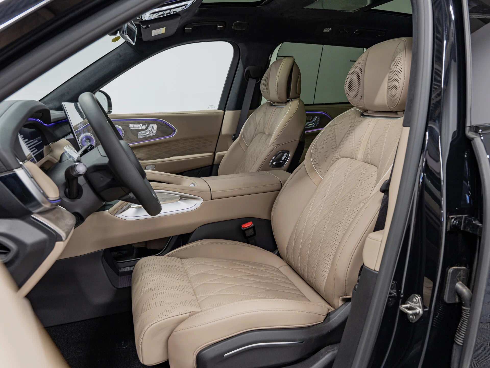 Автомобиль Zeekr 8X 70 kWh 2.0hyb AT (898 л.с.) 4WD - 9