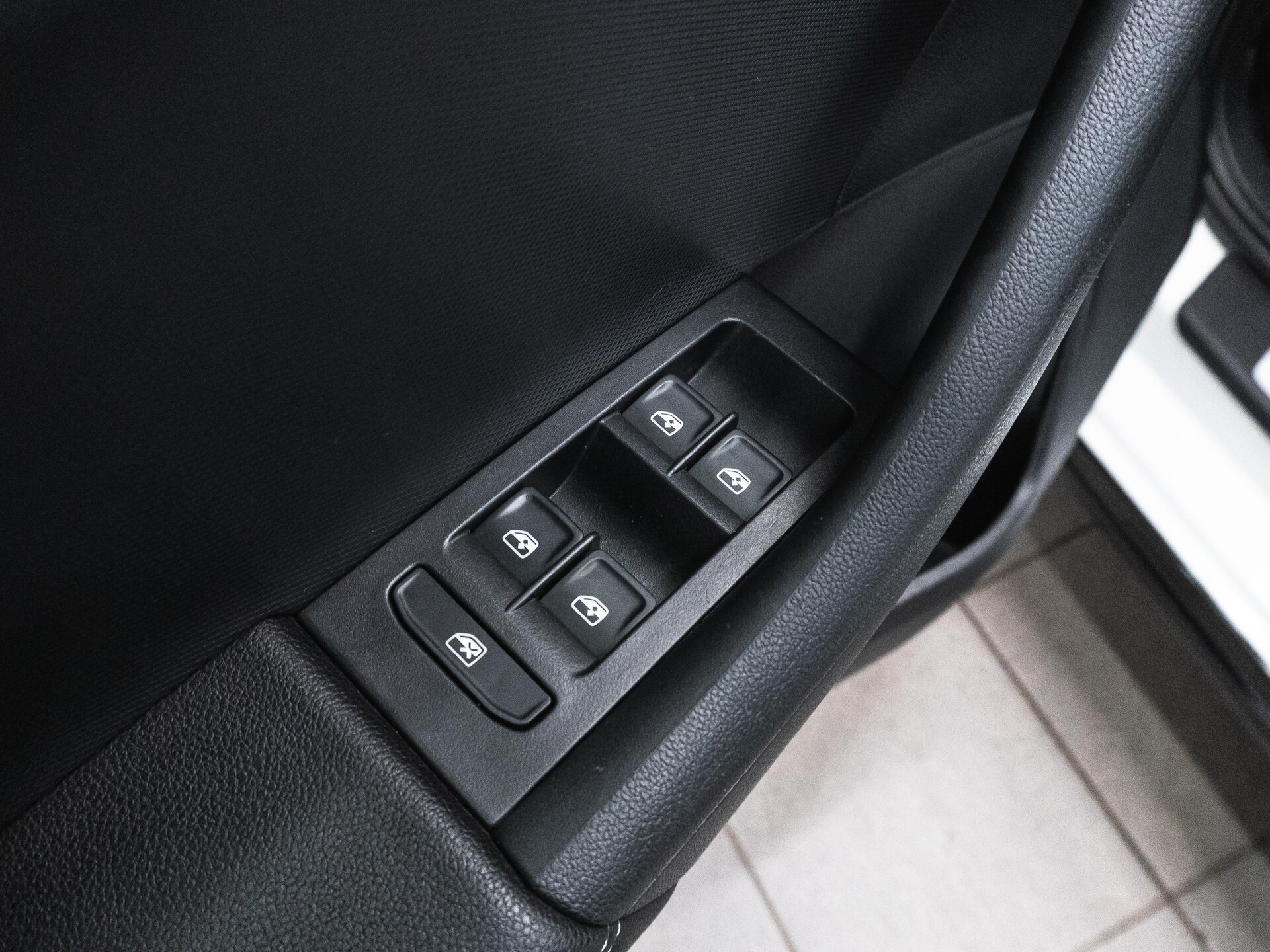 Skoda Rapid 2019 10