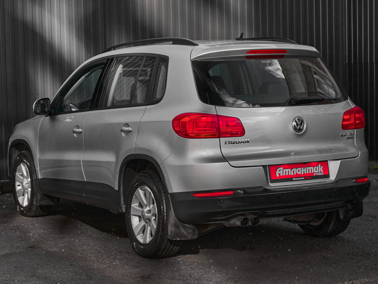 Купить Volkswagen Tiguan 2.0 AT (170 л.с.) 4WD, 2011 в Екатеренбурге