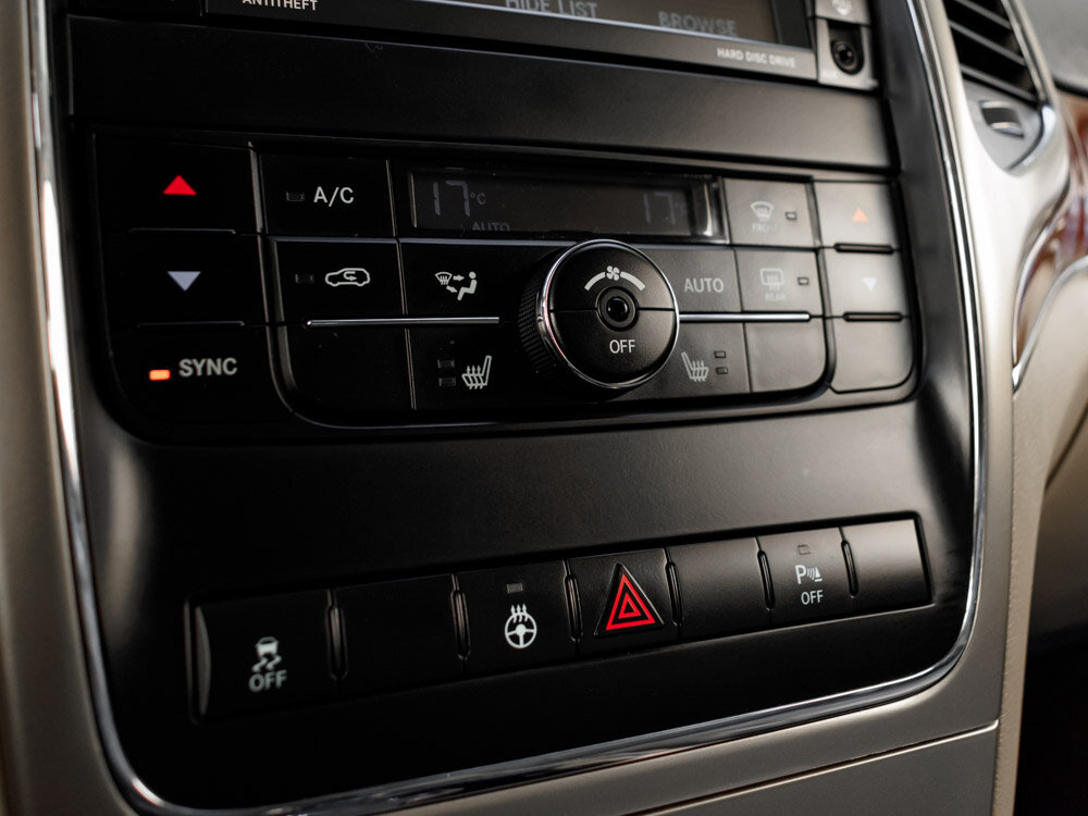 Купить Jeep Grand Cherokee 3.6 AT (286 л.с.) 4WD, 2011 в Екатеренбурге